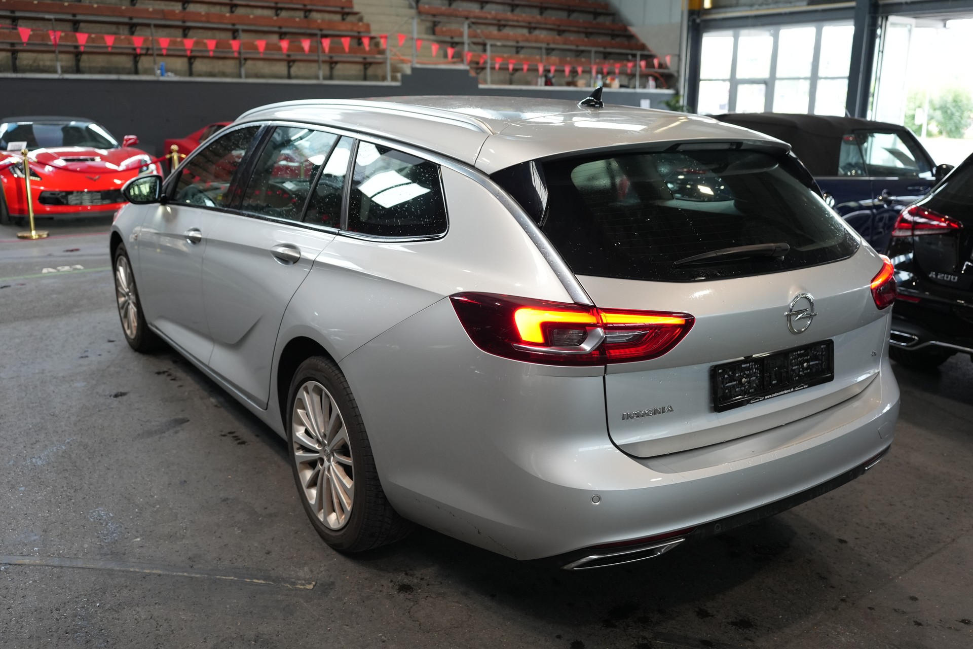 OPEL Insignia 2.0 BiDTI Sports Tourer Excellence 4WD A.-showroom-element-1