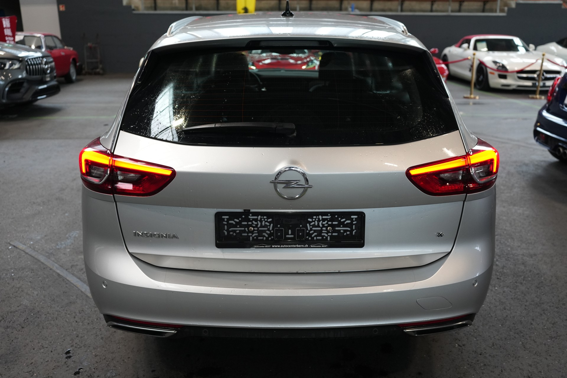 OPEL Insignia 2.0 BiDTI Sports Tourer Excellence 4WD A.-showroom-element-2