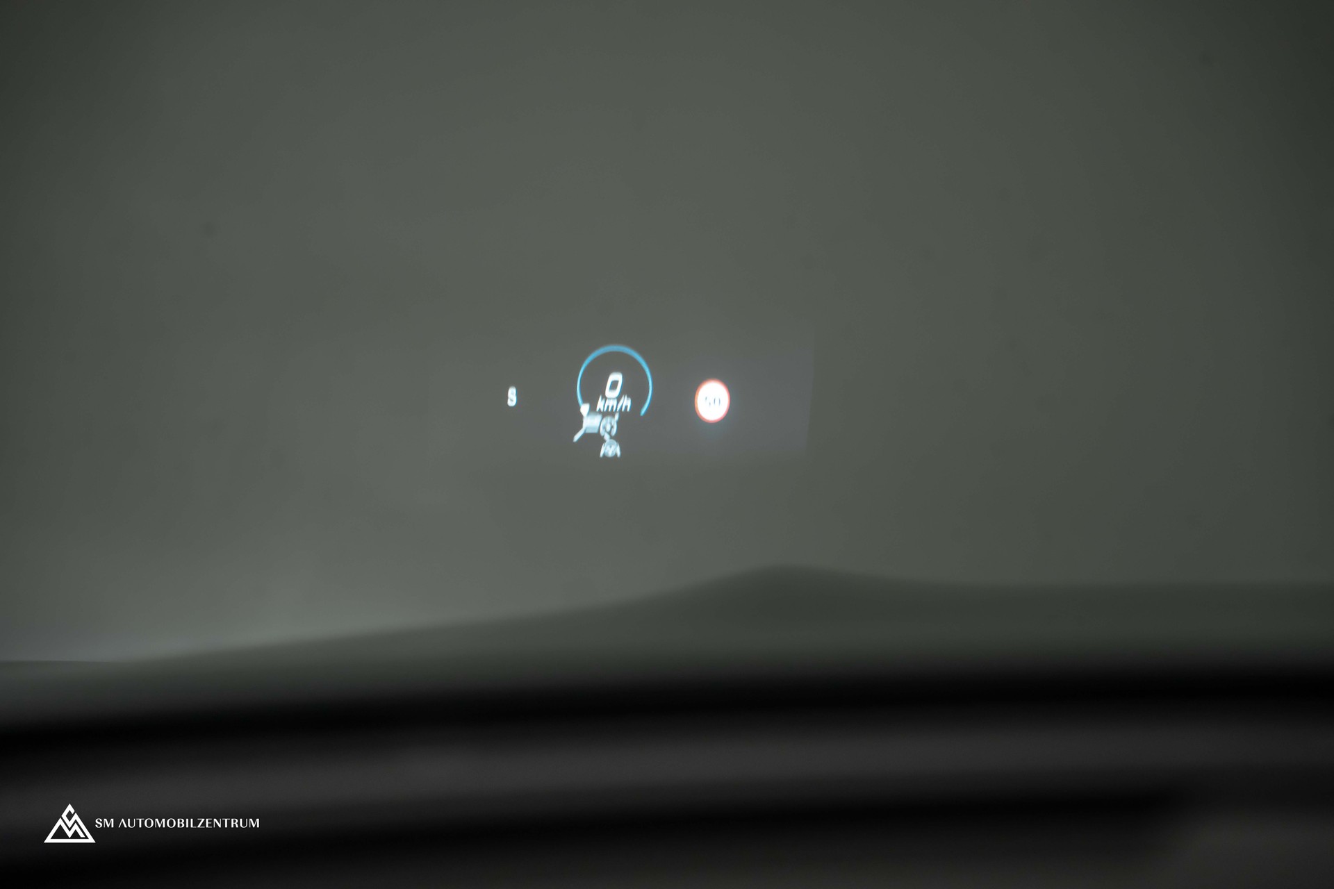 MERCEDES-BENZ AMG GT 63 S E Performance 4matic+ / Aero / Keramikbremsen / Carbon / Panorama-image-41
