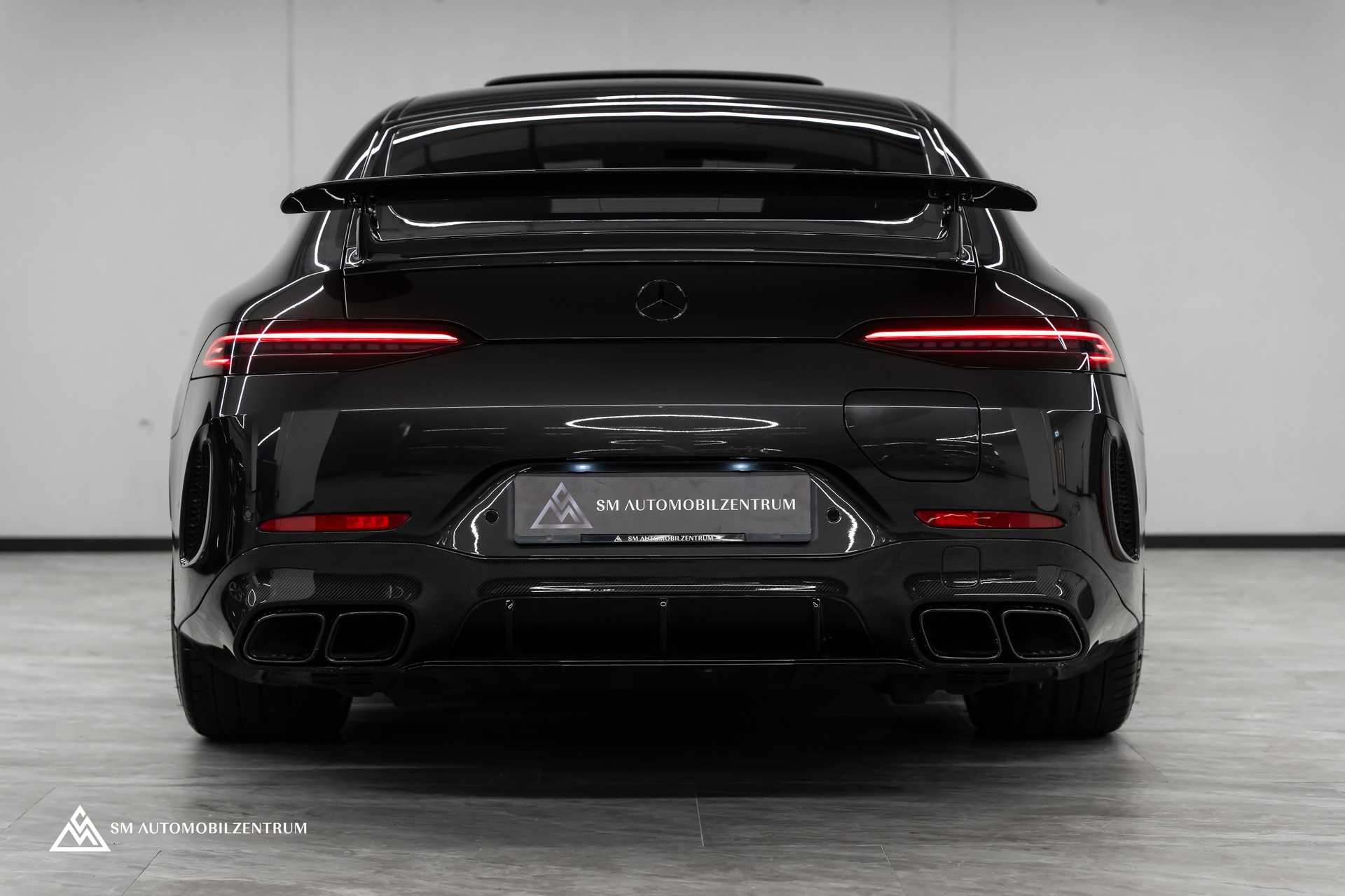 MERCEDES-BENZ AMG GT 63 S E Performance 4matic+ / Aero / Keramikbremsen / Carbon / Panorama-image-14