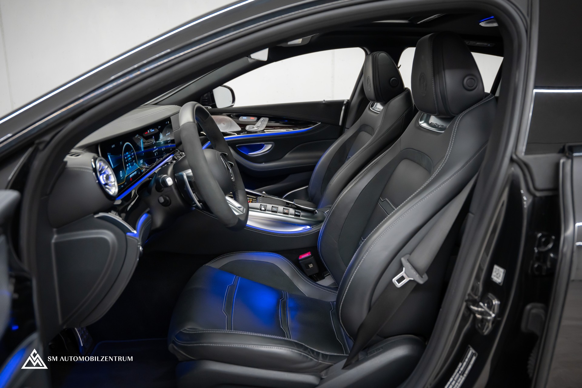 MERCEDES-BENZ AMG GT 63 S E Performance 4matic+ / Aero / Keramikbremsen / Carbon / Panorama-image-21