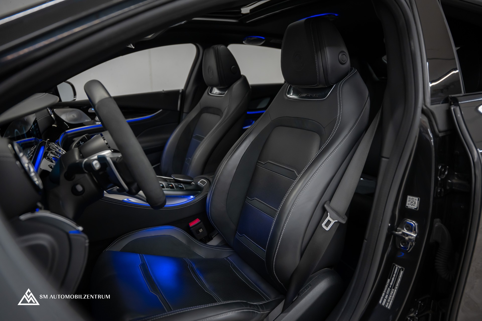 MERCEDES-BENZ AMG GT 63 S E Performance 4matic+ / Aero / Keramikbremsen / Carbon / Panorama-image-22