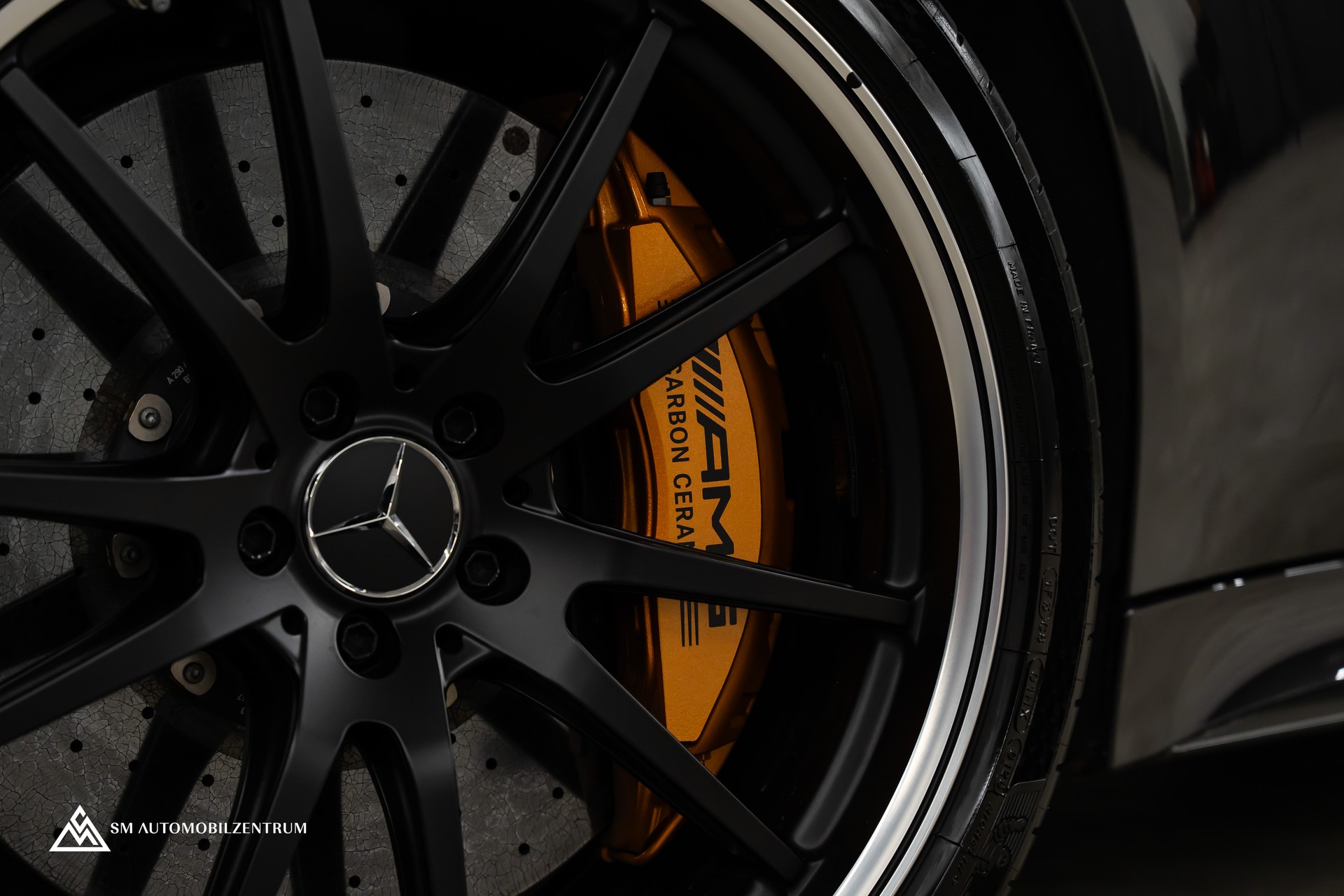 MERCEDES-BENZ AMG GT 63 S E Performance 4matic+ / Aero / Keramikbremsen / Carbon / Panorama-image-5
