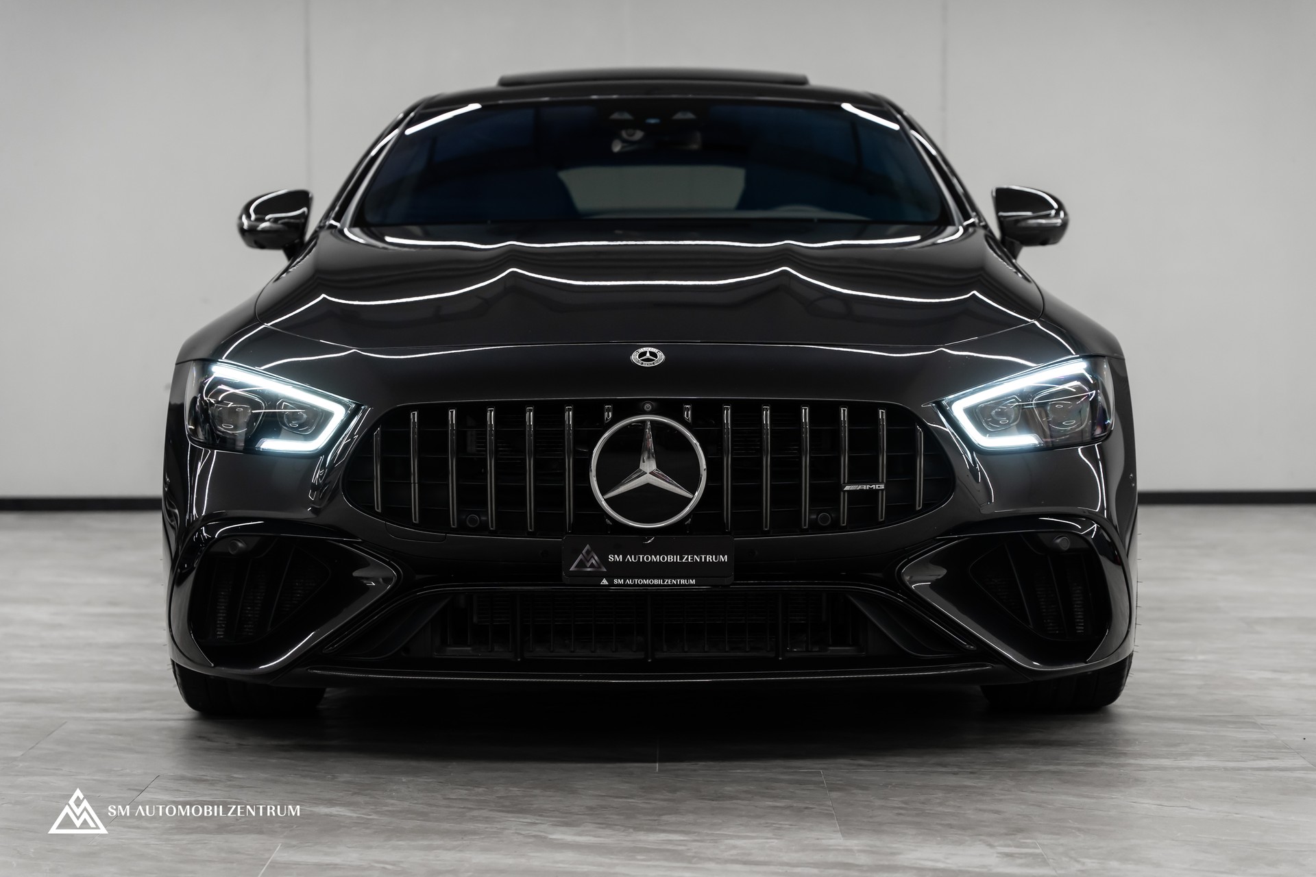 MERCEDES-BENZ AMG GT 63 S E Performance 4matic+ / Aero / Keramikbremsen / Carbon / Panorama-showroom-element-1