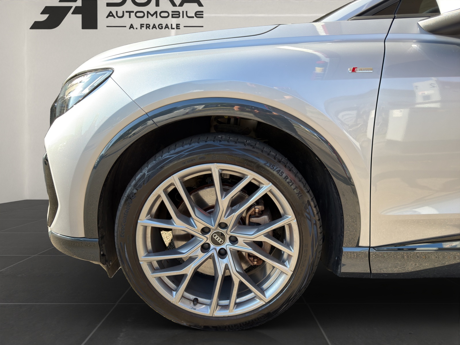 AUDI Q4 e-tron Sportback 50 quattro-image-6