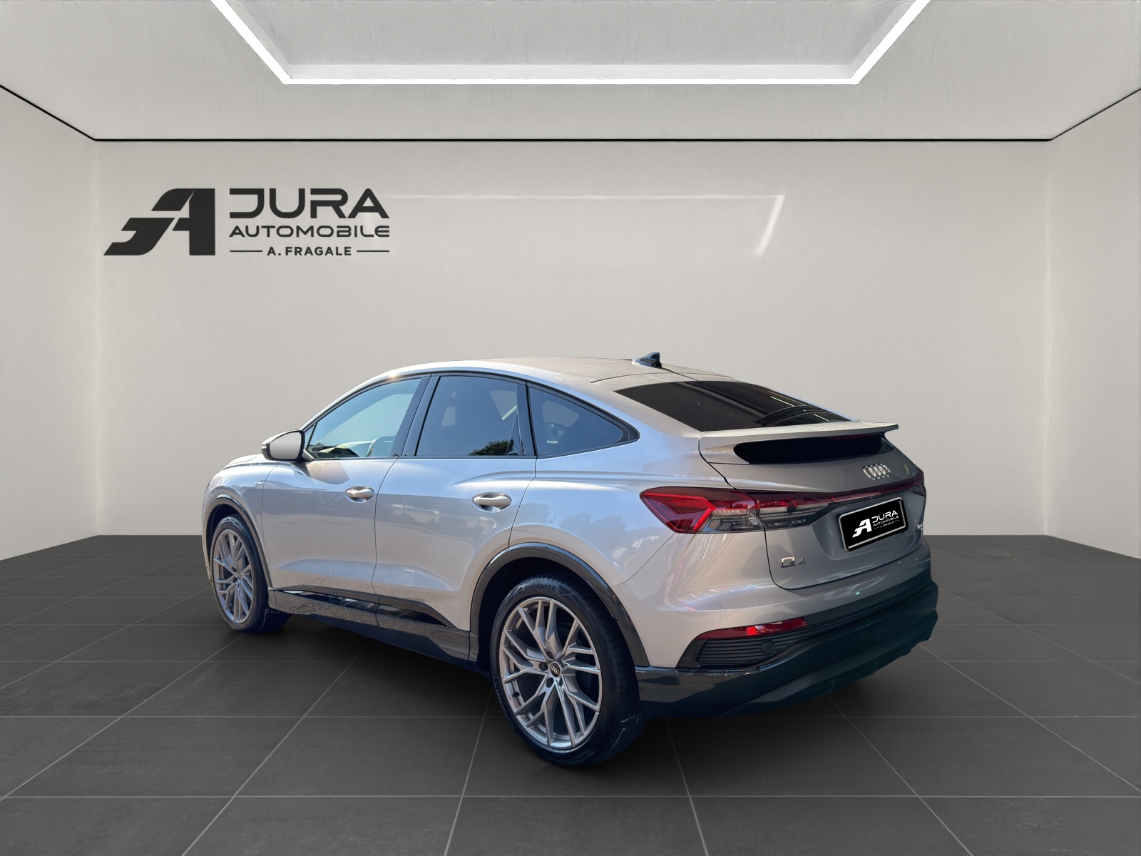 AUDI Q4 e-tron Sportback 50 quattro-image-4