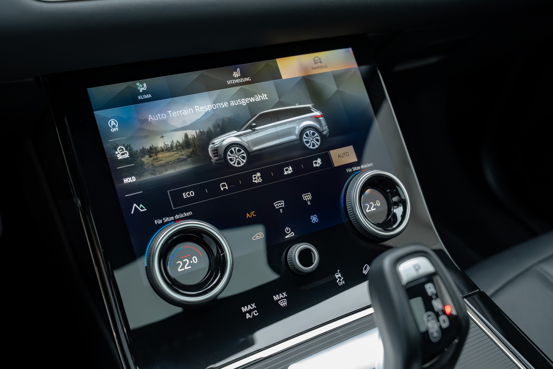 LAND ROVER Range Rover Evoque R-Dynamic P 200 SE Black Editon-image-10