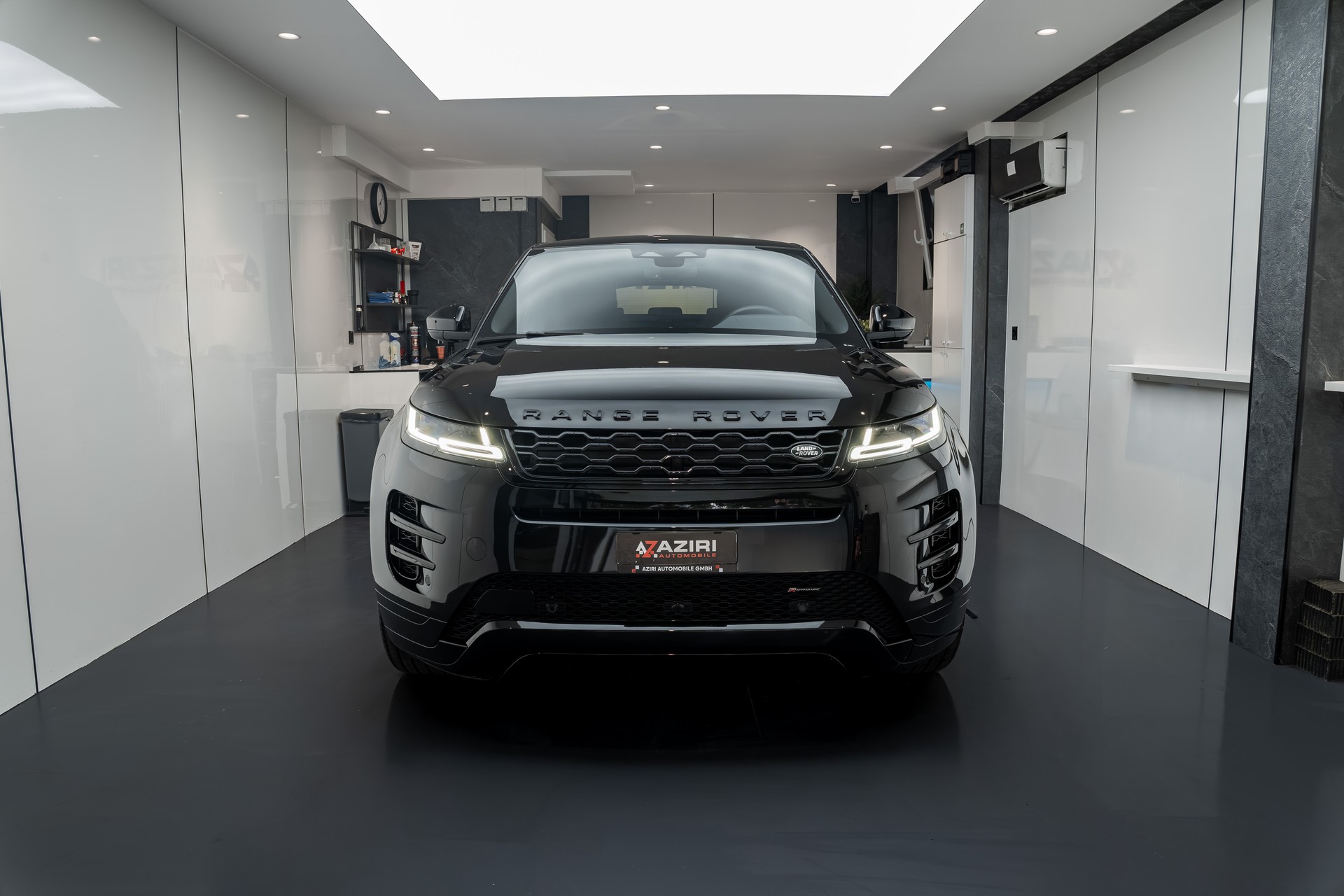 LAND ROVER Range Rover Evoque R-Dynamic P 200 SE Black Editon-showroom-element-1