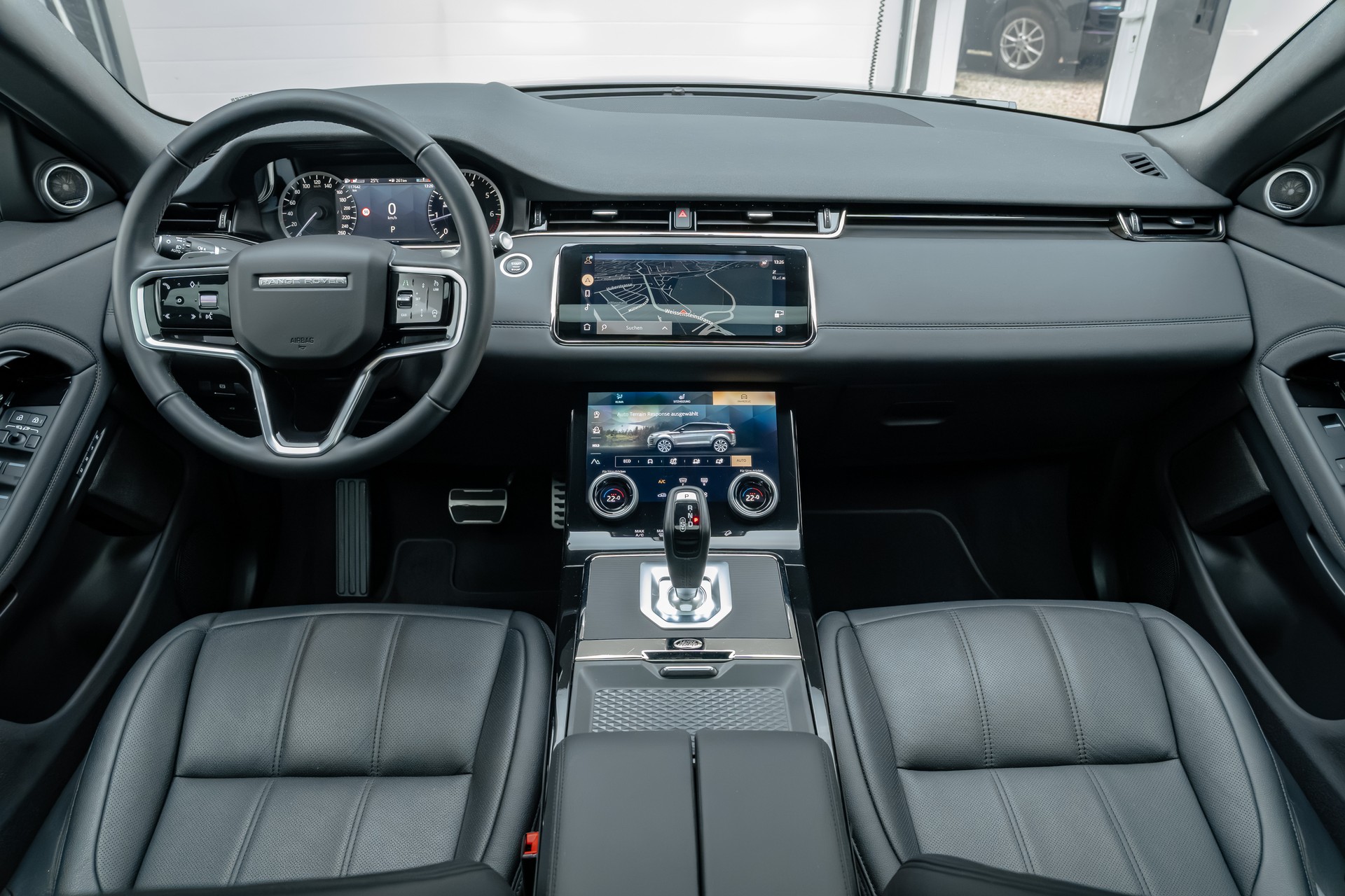 LAND ROVER Range Rover Evoque R-Dynamic P 200 SE Black Editon-image-6