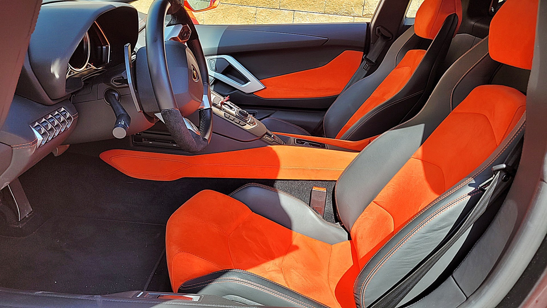 LAMBORGHINI Aventador LP700-4 Coupé E-Gear-image-13