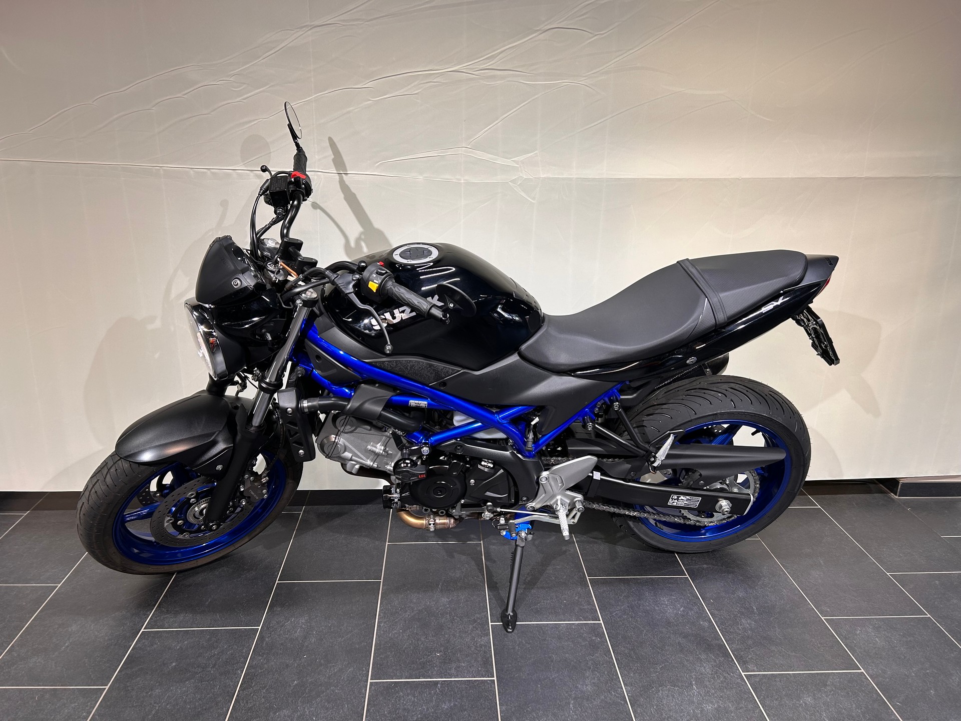 SUZUKI SV 650 ABS L6-image-1