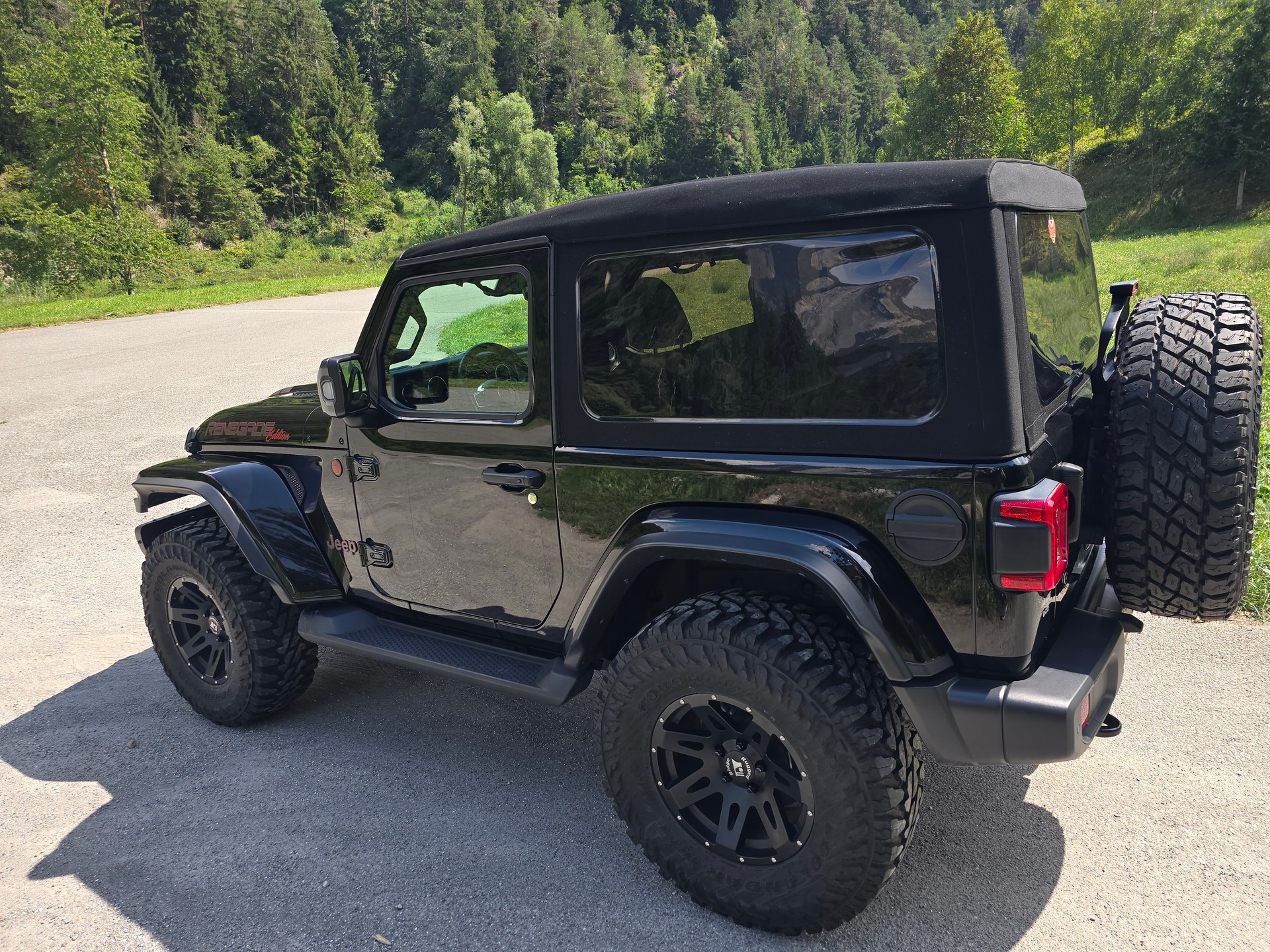 JEEP Wrangler Overland 280 PS Limited Edition-image-6