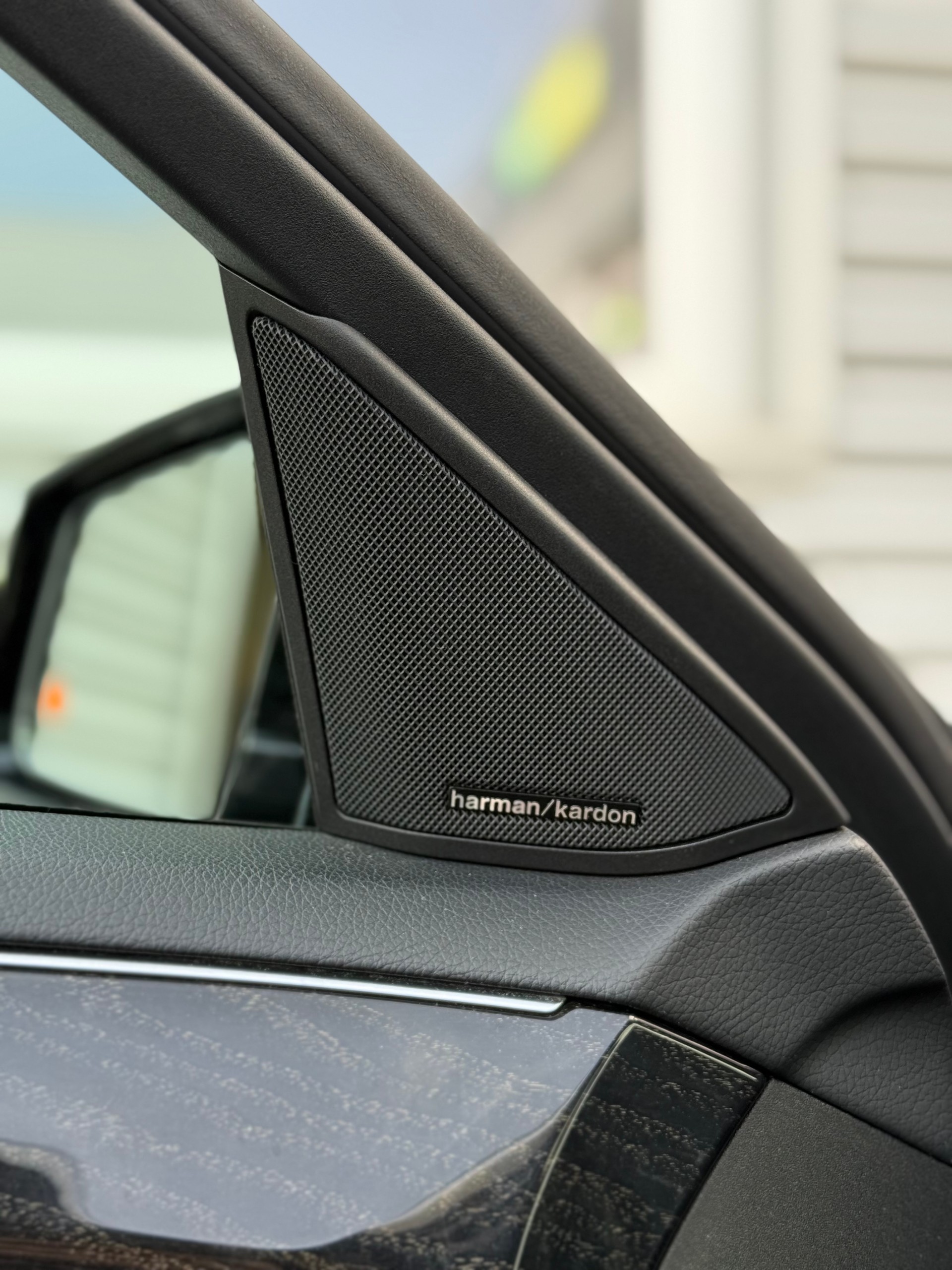 MERCEDES-BENZ E 350 4Matic 7G-Tronic AMG-Line-image-17