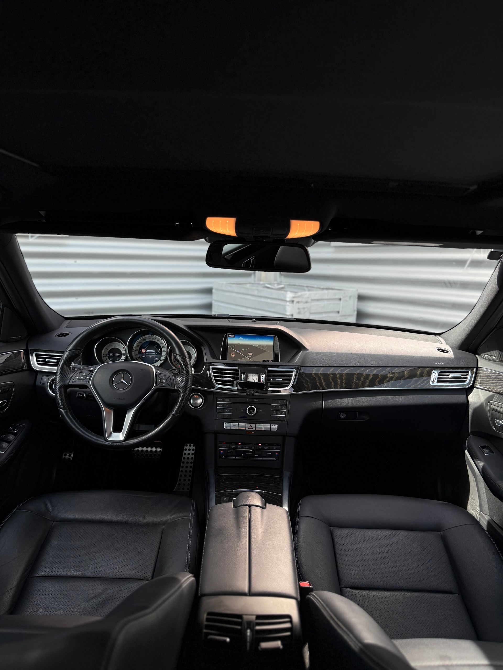 MERCEDES-BENZ E 350 4Matic 7G-Tronic AMG-Line-image-7