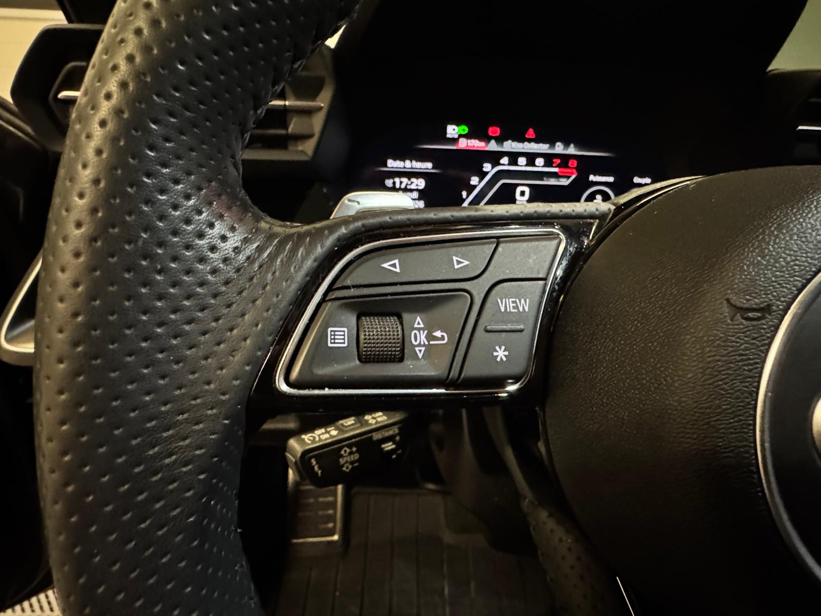 AUDI RS3 Sportback 2.5 TSI quattro S-tronic-image-21