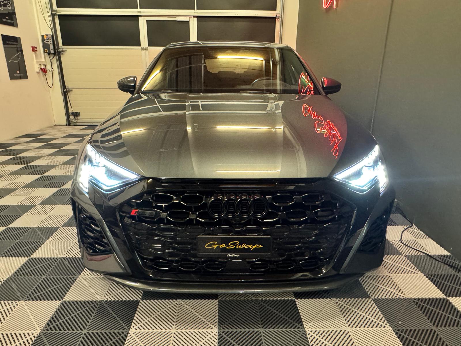 AUDI RS3 Sportback 2.5 TSI quattro S-tronic-image-8