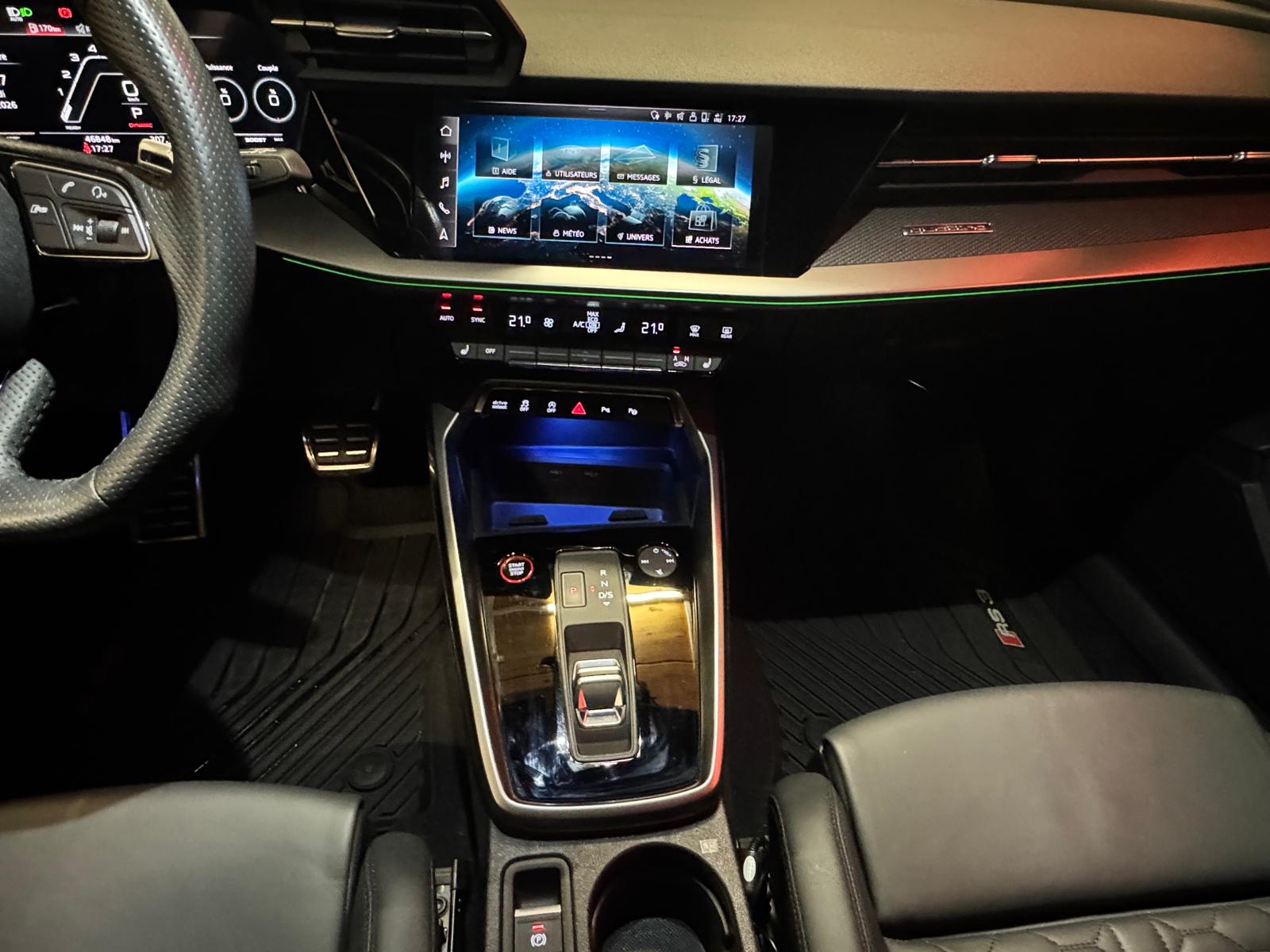 AUDI RS3 Sportback 2.5 TSI quattro S-tronic-image-23