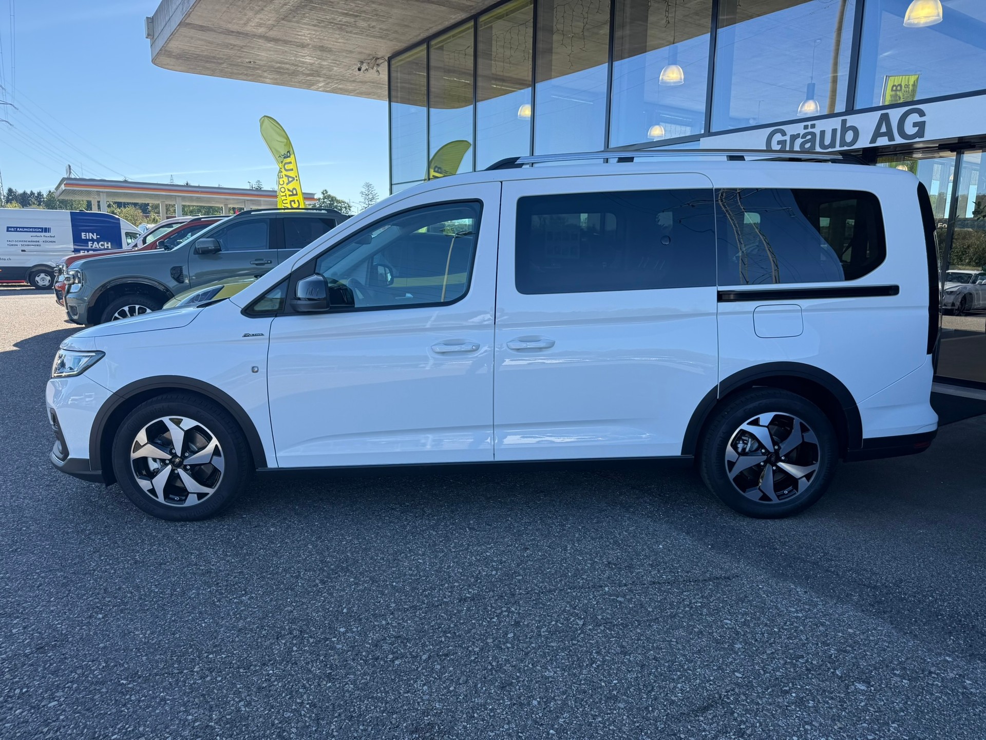 FORD Grand Tourneo Connect 2.0 EcoBlue AWD Active-showroom-element-3
