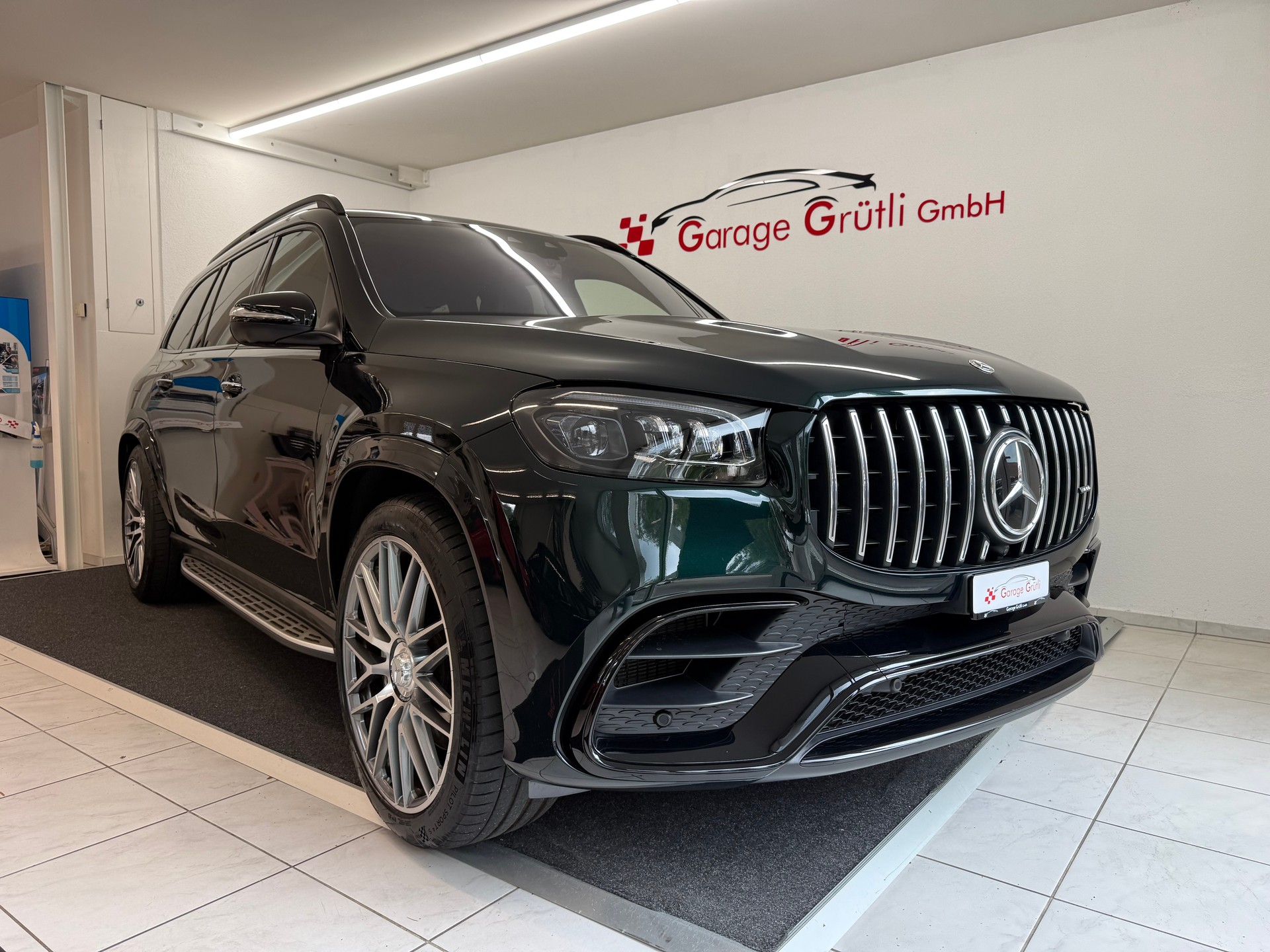 MERCEDES-BENZ GLS 63 AMG 4matic+