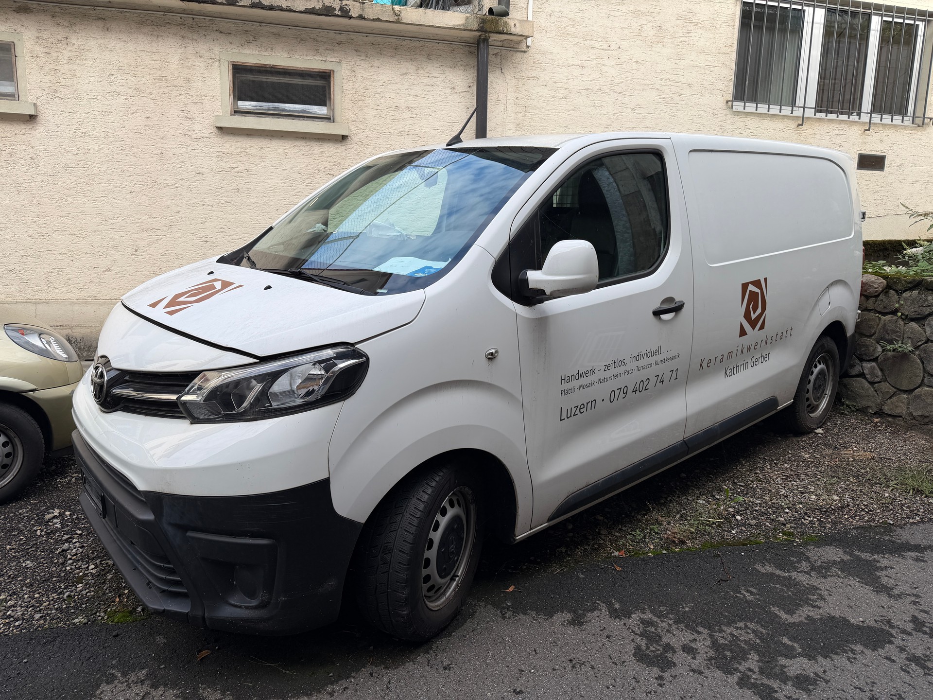 TOYOTA Proace 2.0D Glass Van L1 Luna