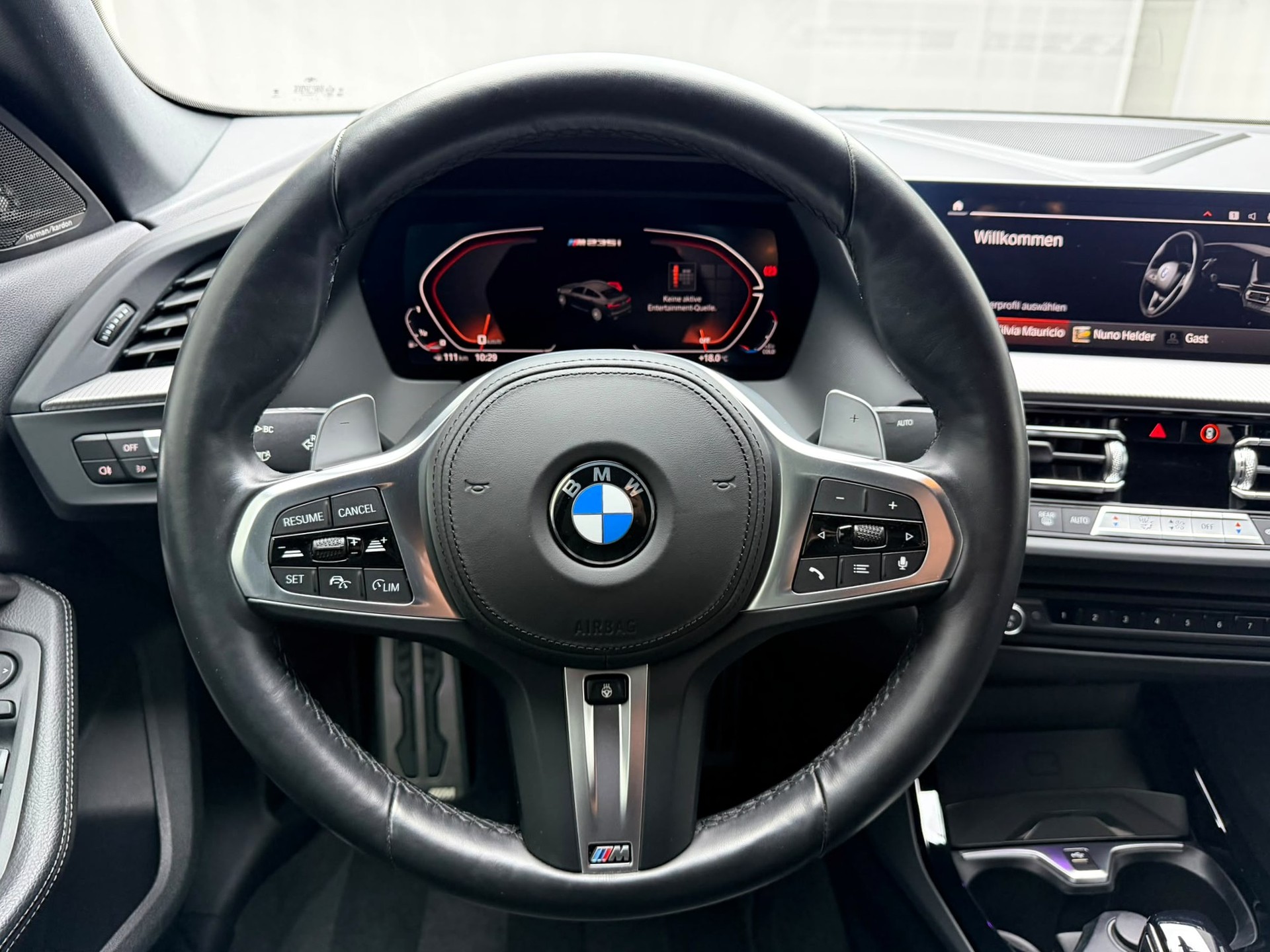 BMW M235i Gran Coupé xDrive Swiss Performance Steptronic-image-13
