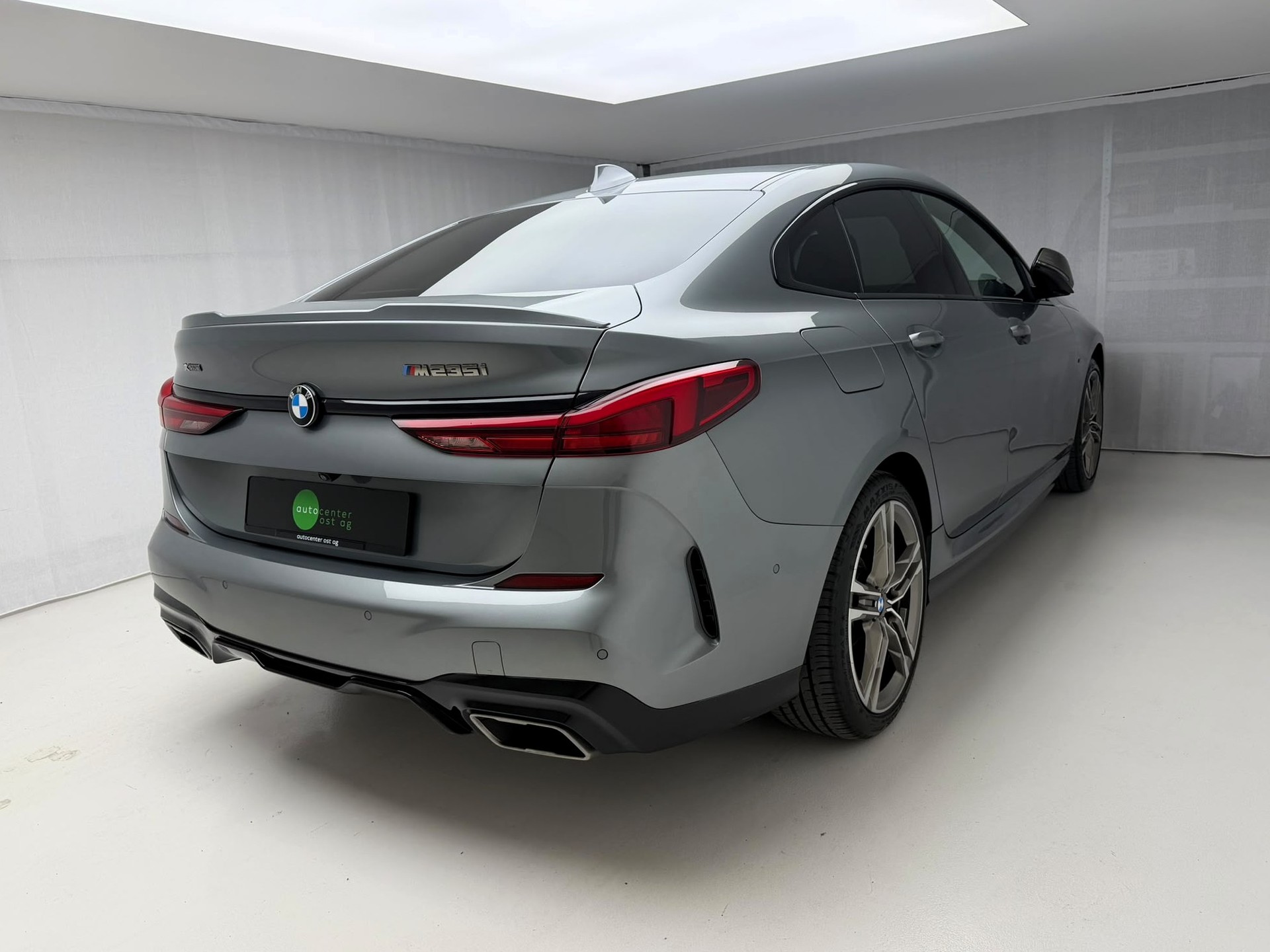 BMW M235i Gran Coupé xDrive Swiss Performance Steptronic-showroom-element-3