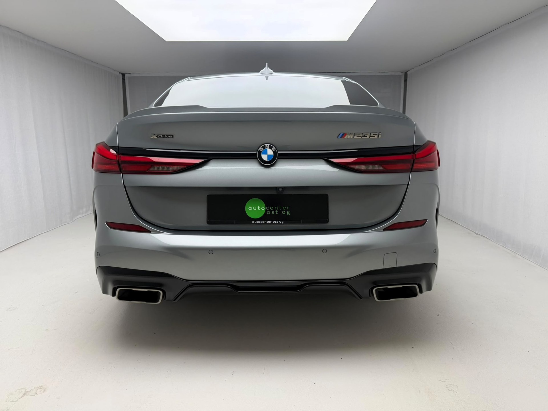 BMW M235i Gran Coupé xDrive Swiss Performance Steptronic-image-5