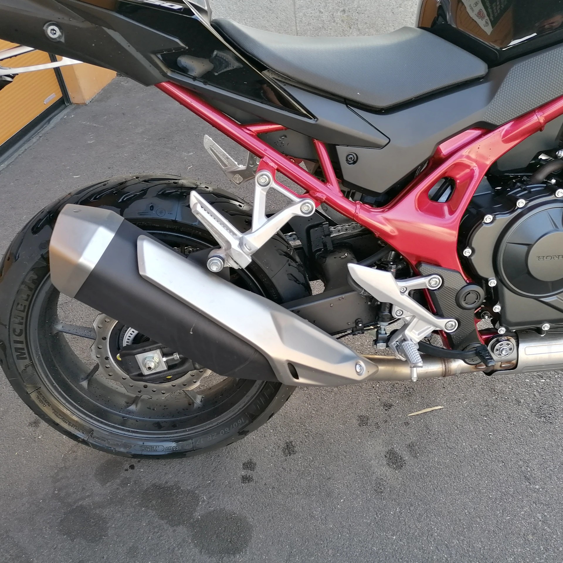 HONDA CB 750 Hornet-image-8
