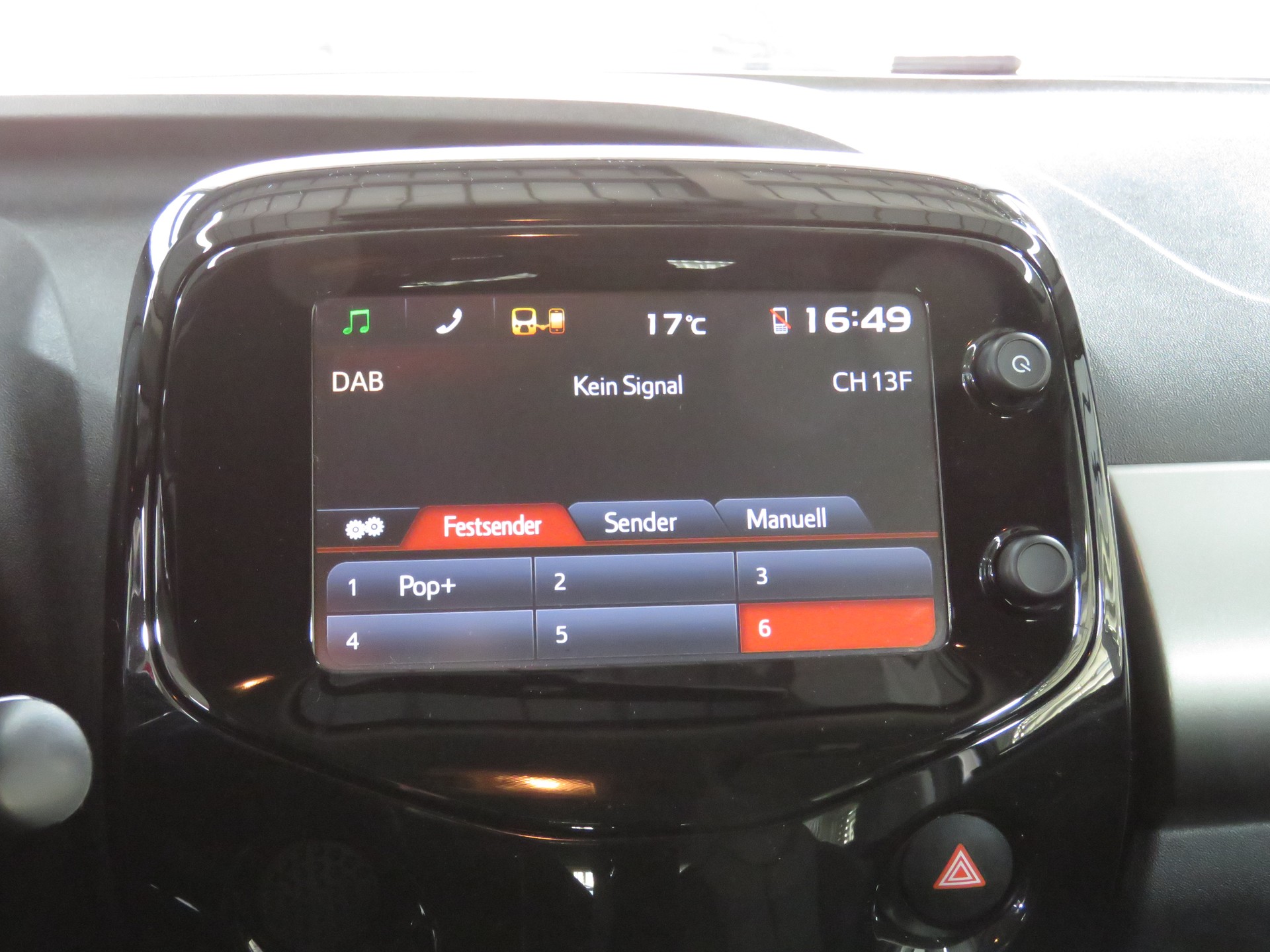 CITROEN C1 1.0 VTi ETG5 Shine Airscape-image-14