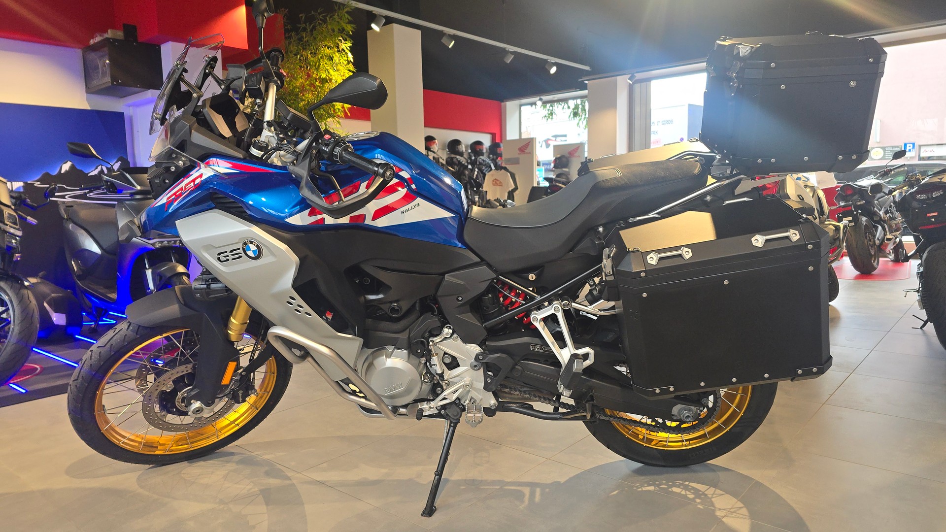 BMW F 850 GS Adventure ABS-image-11