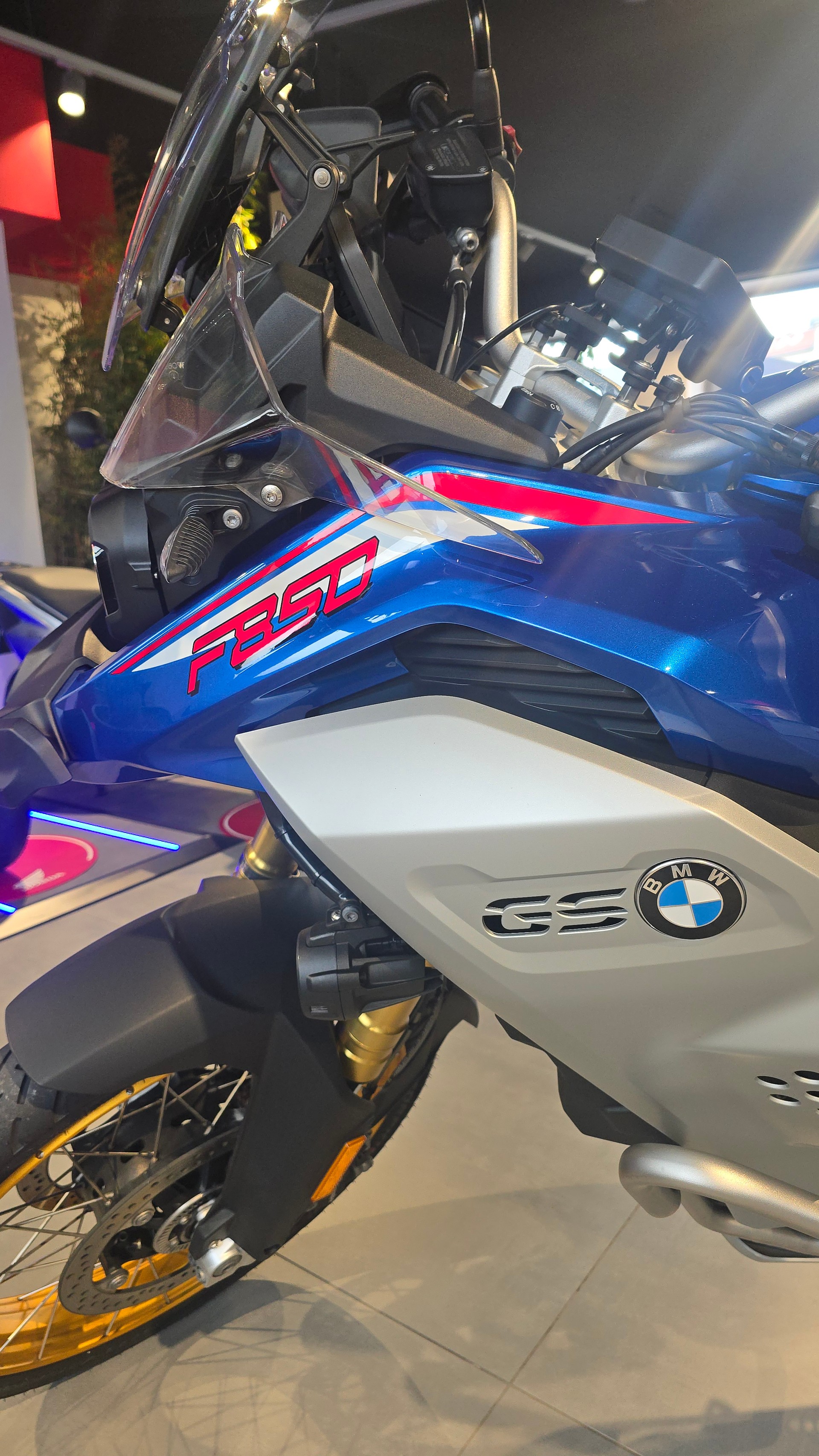 BMW F 850 GS Adventure ABS-image-13