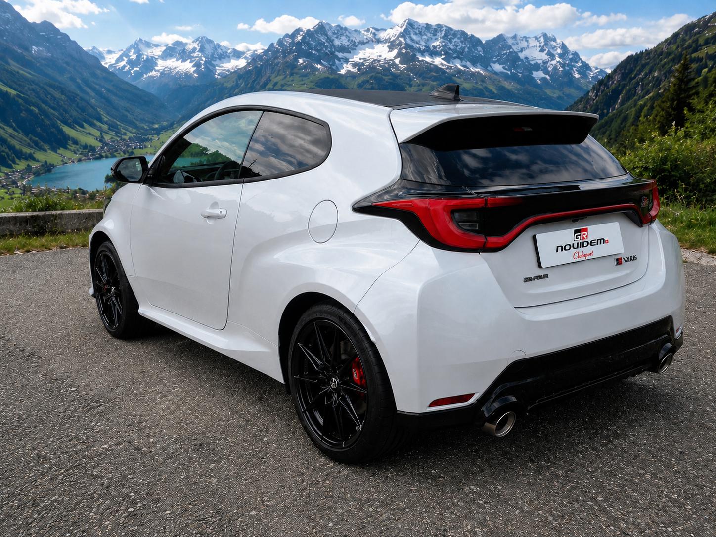 TOYOTA Yaris 1.6 GR Sport-image-1