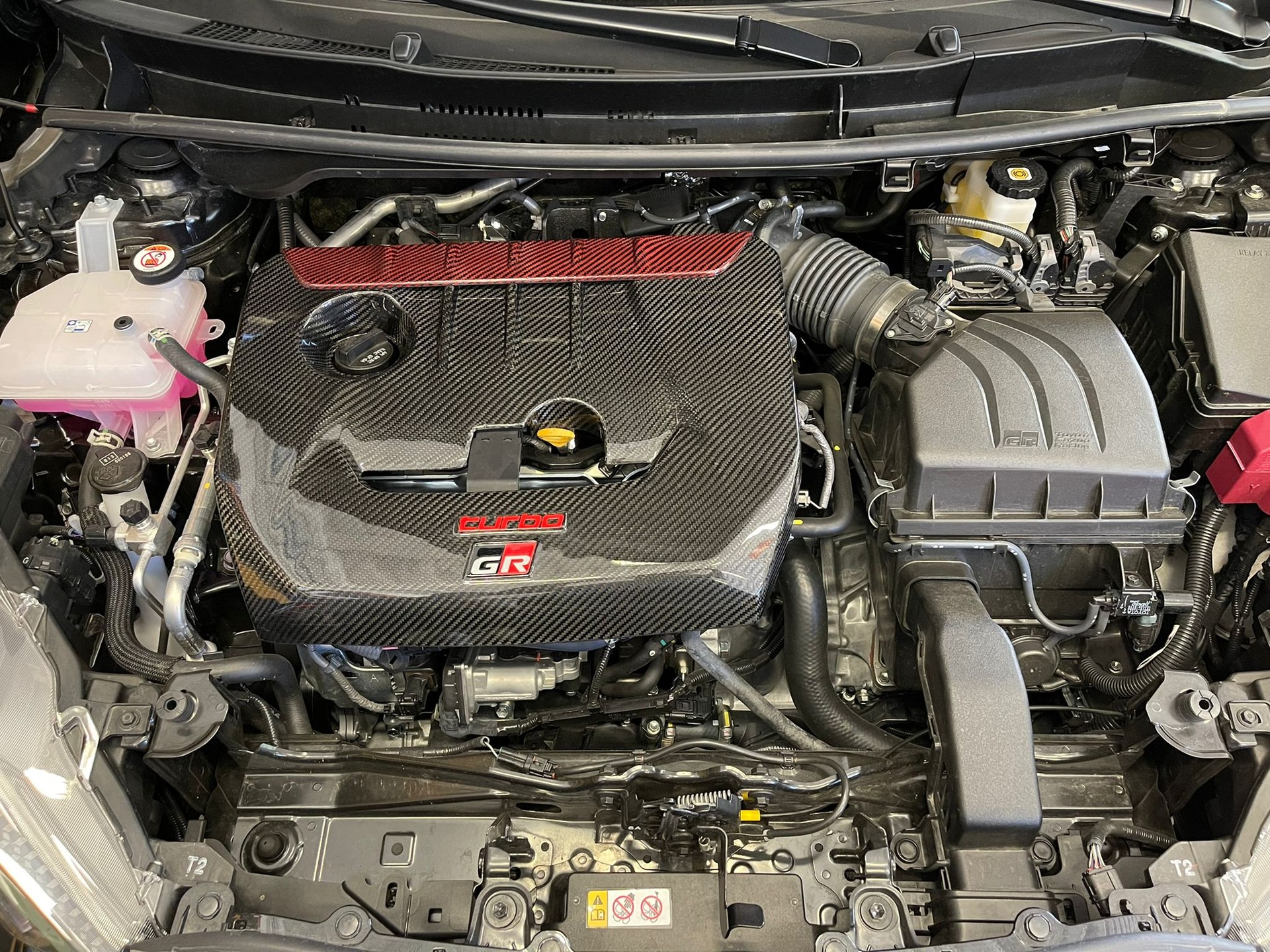 TOYOTA Yaris 1.6 GR Sport-image-3