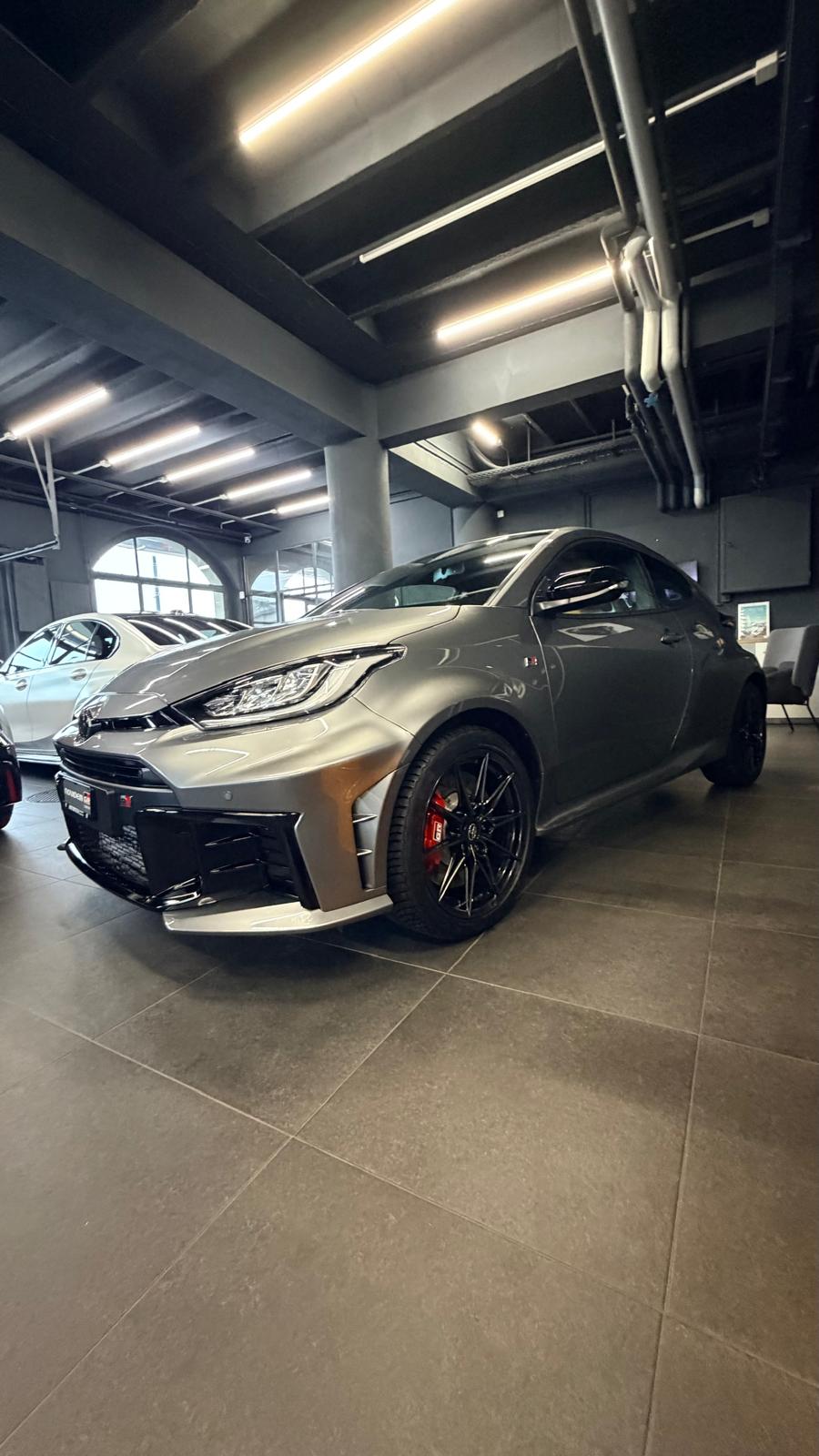 TOYOTA Yaris 1.6 GR Sport-image-3