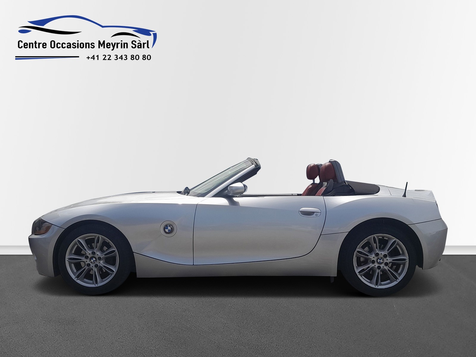 BMW Z4 2.5i Roadster-showroom-element-1