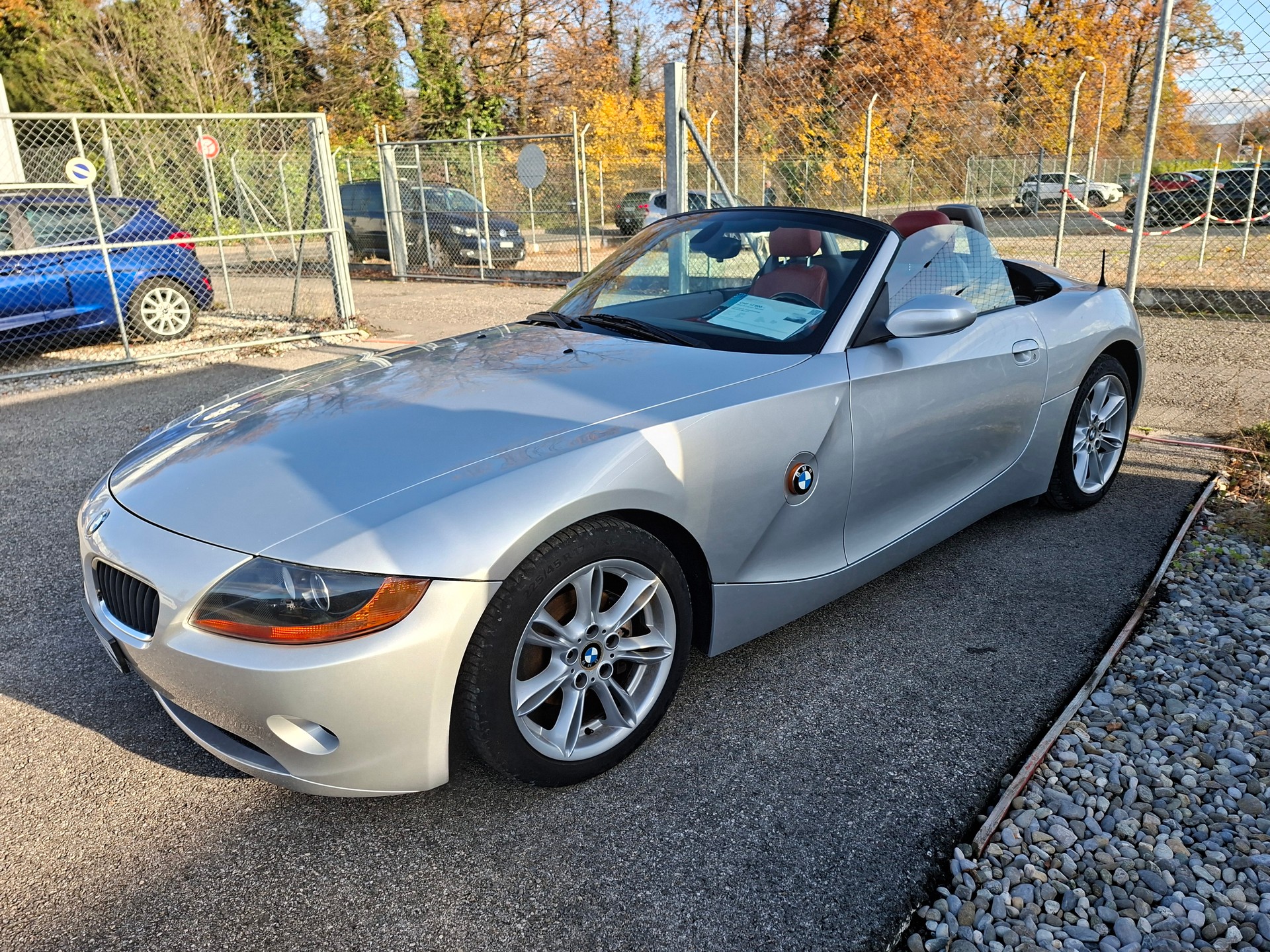 BMW Z4 2.5i Roadster-image-17