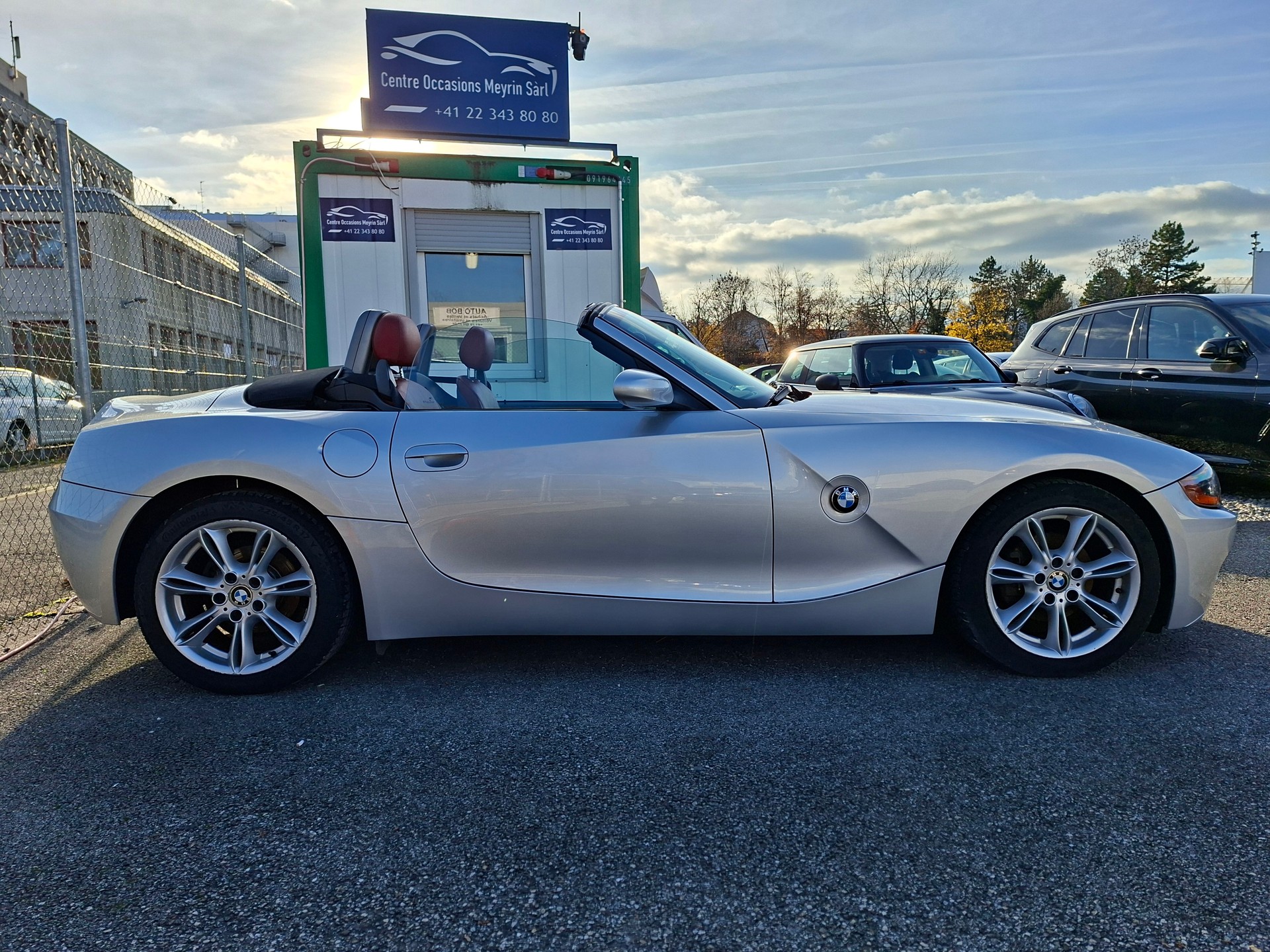 BMW Z4 2.5i Roadster-image-19