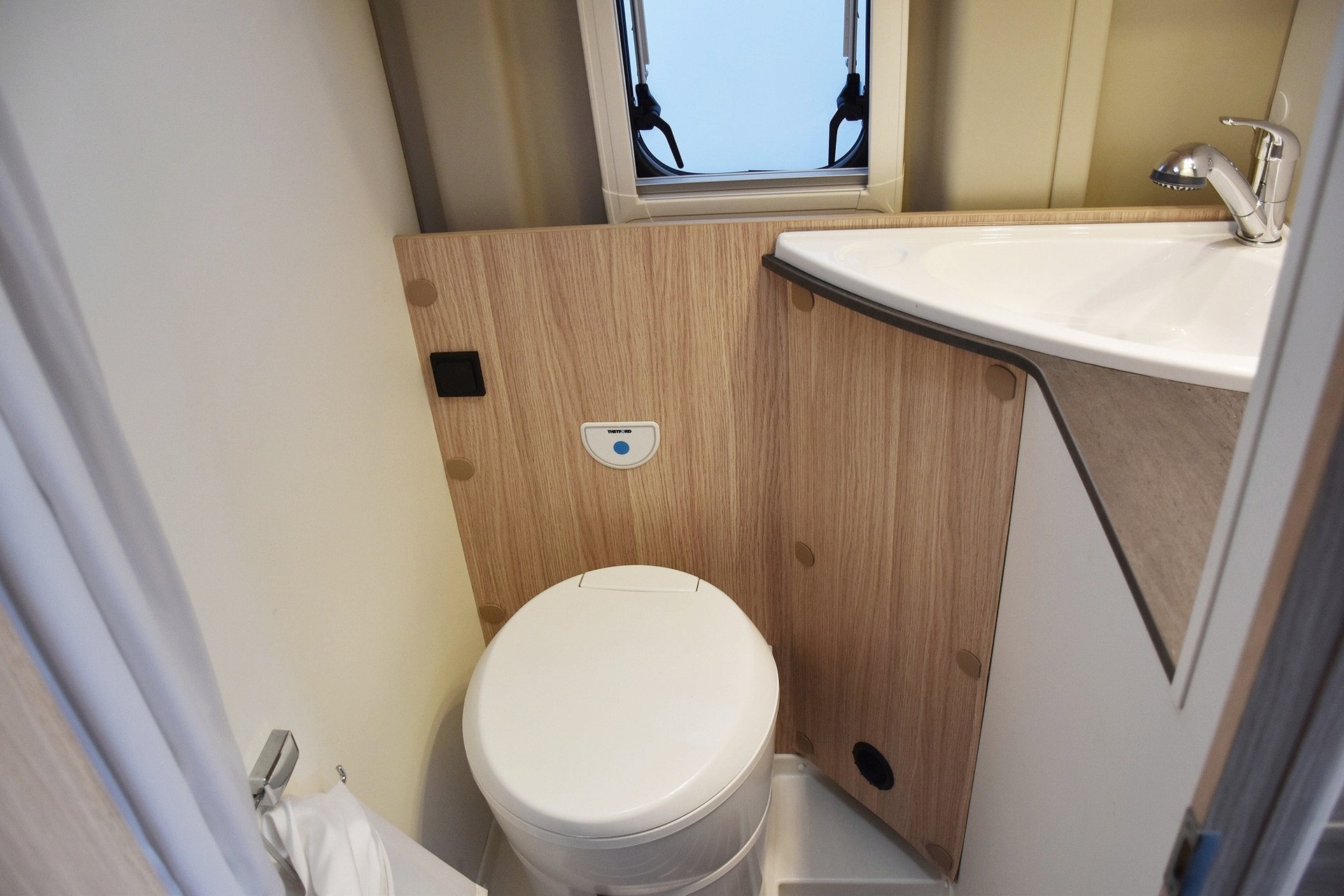 SUNLIGHT CLIFF 600 CVE 2,3 DIESEL 9G-AUTOMAT FIAT DUCATO PROFESSIONAL MJ 140-image-12