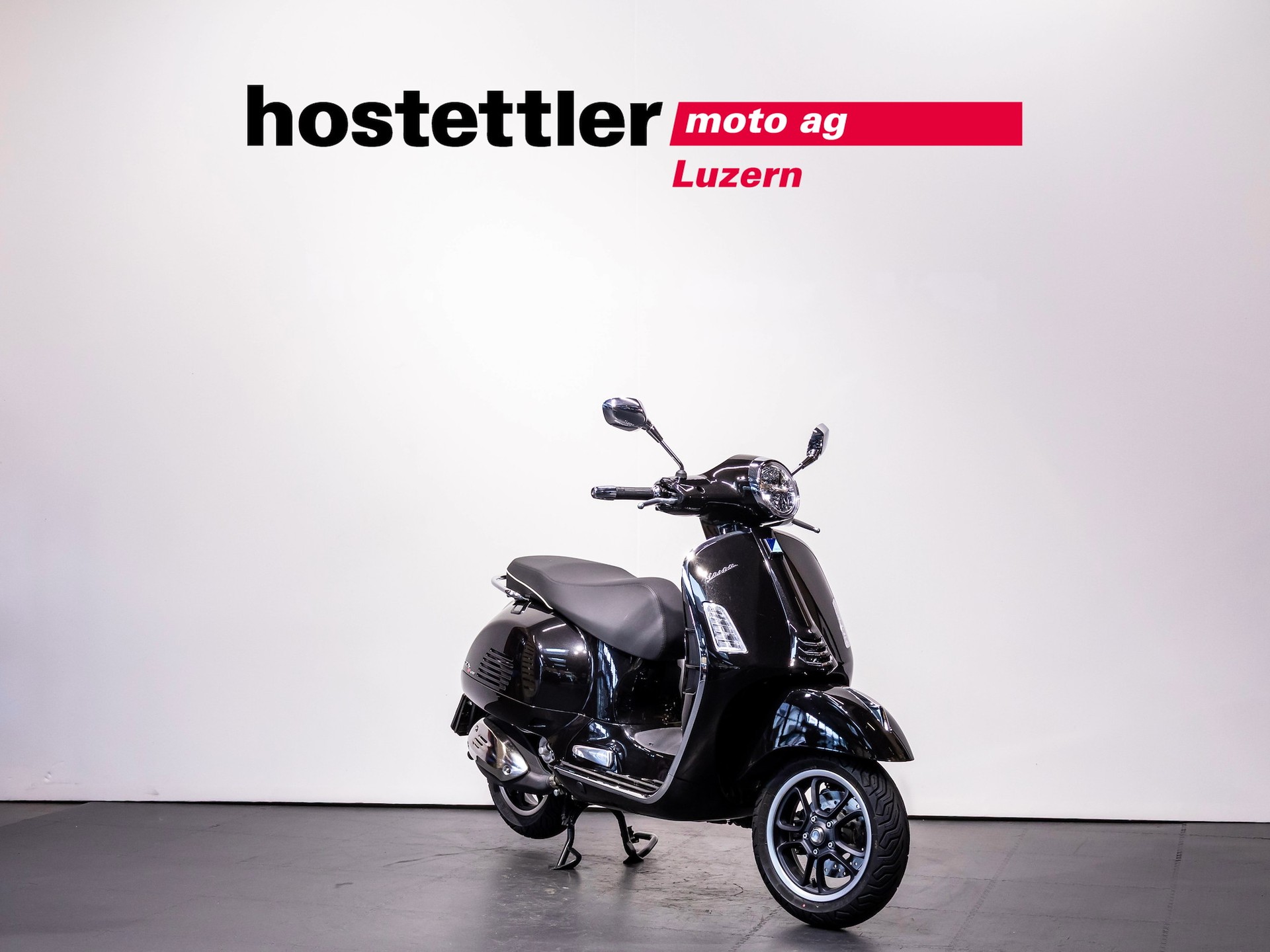 PIAGGIO Vespa 300 GTS Super-image-0