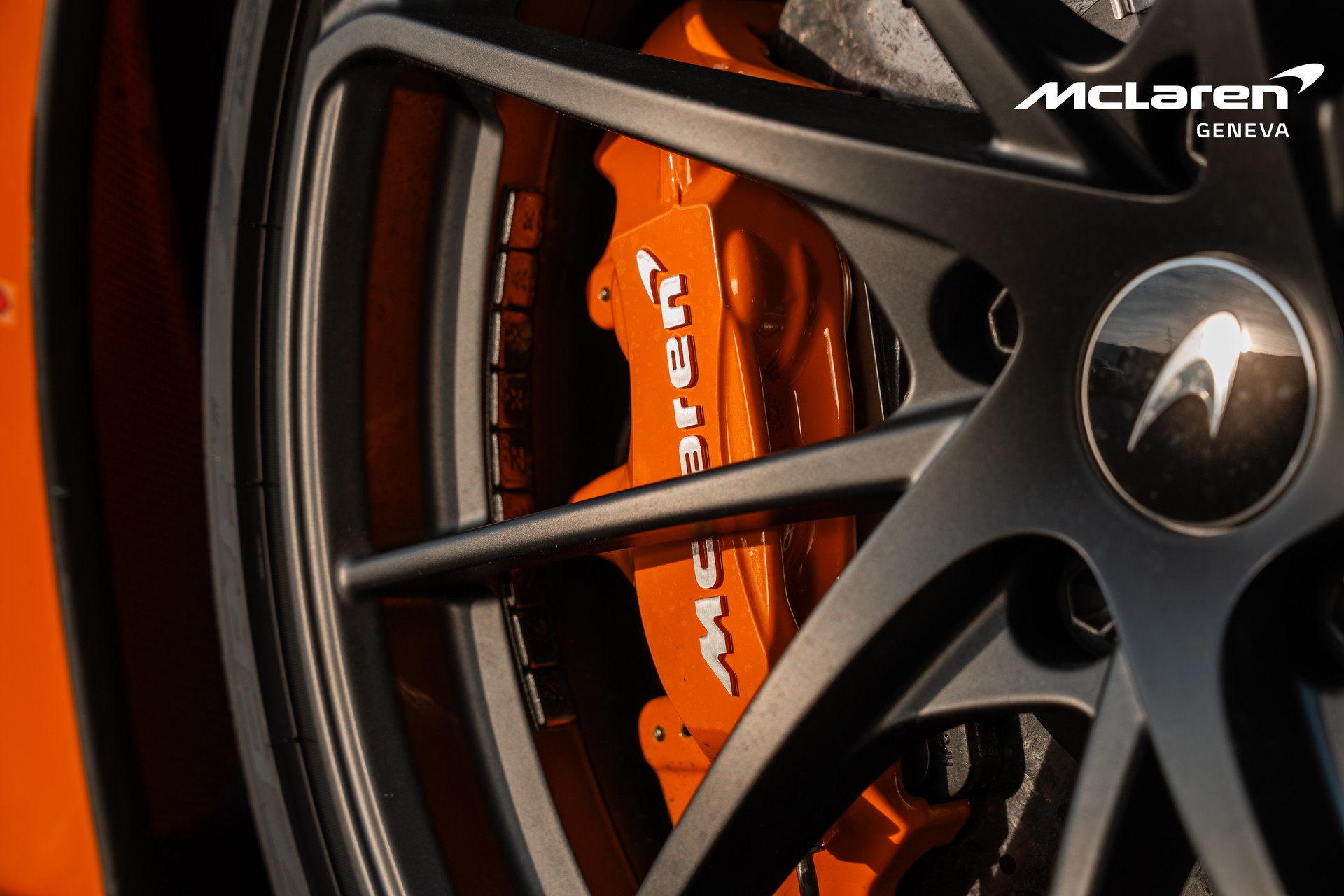 McLAREN 750S Performance-image-12