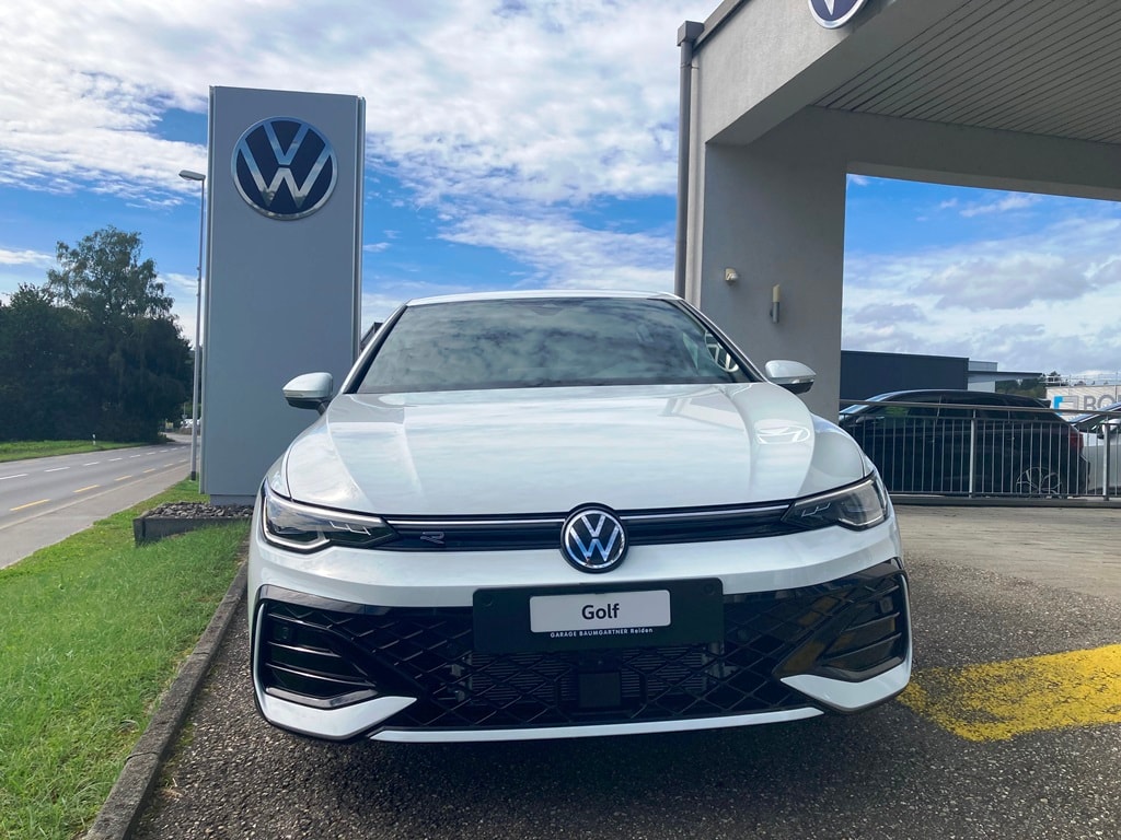 VW Golf 1.5 e TSI mHEV R-Line DSG-showroom-element-3