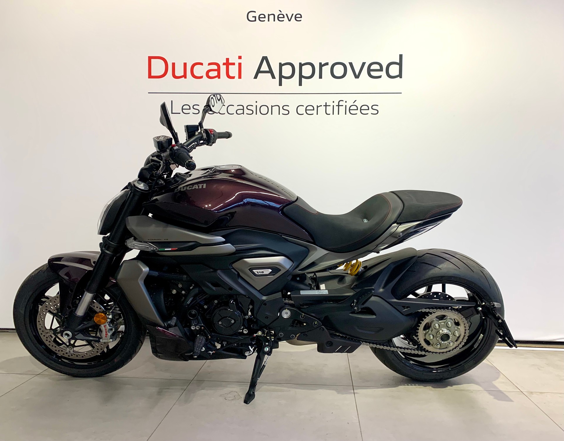DUCATI X Diavel V4-image-1