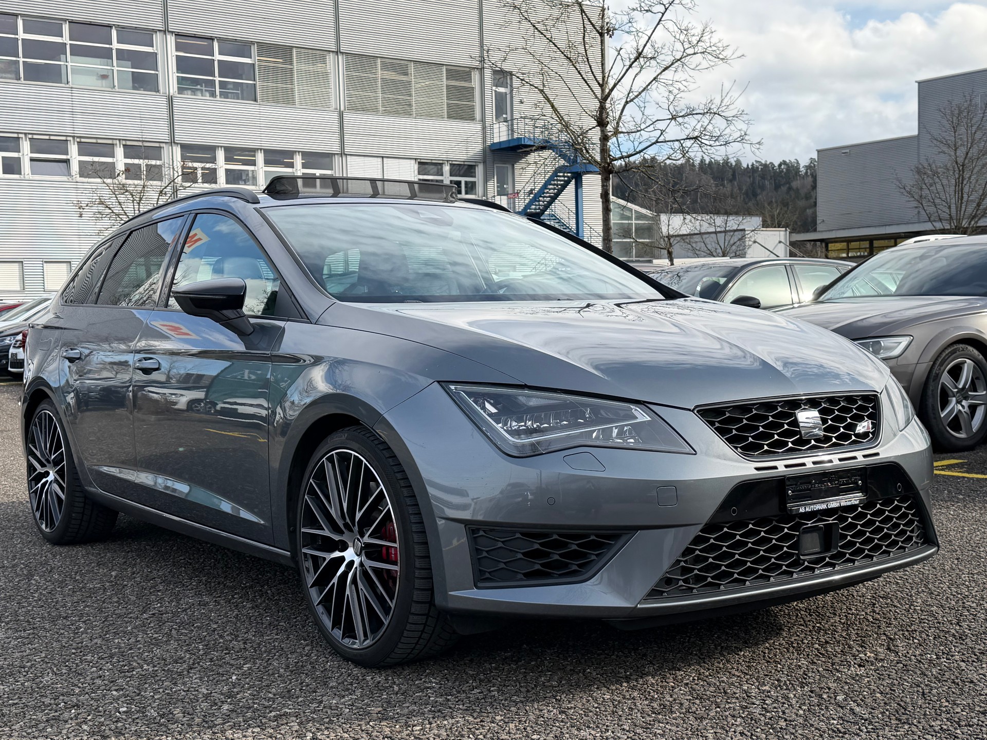 SEAT Leon ST 2.0 TSI Cupra 290 DSG-showroom-element-2