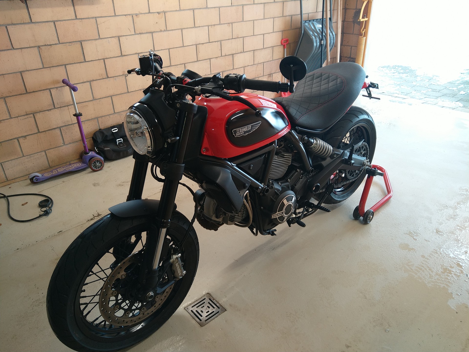 DUCATI SCRAMBLER 800-image-2