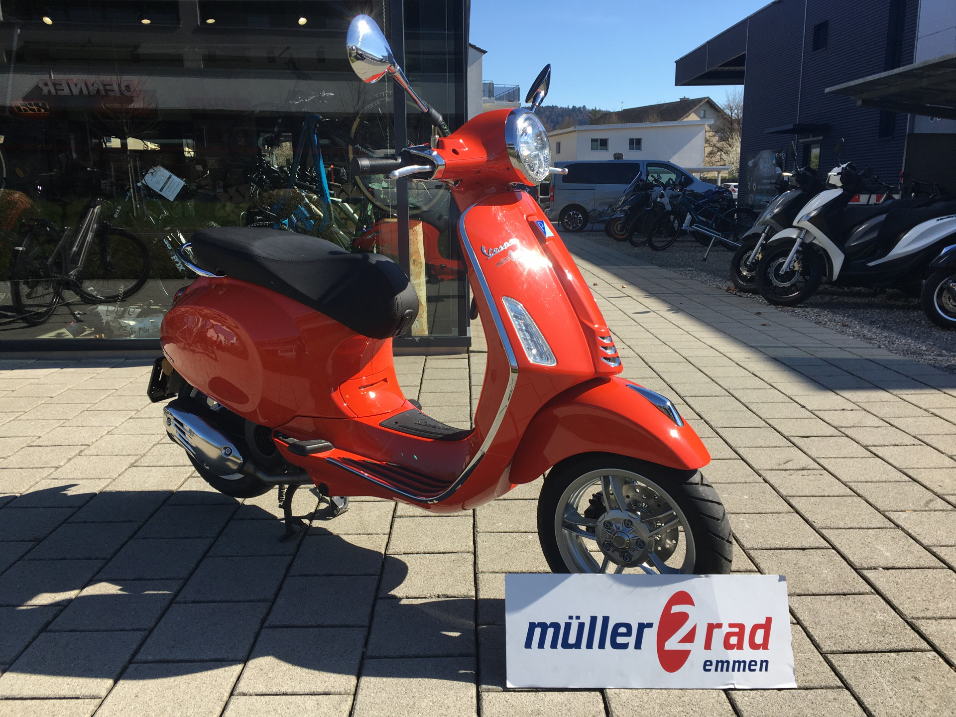 PIAGGIO Vespa Primavera 125-image-0