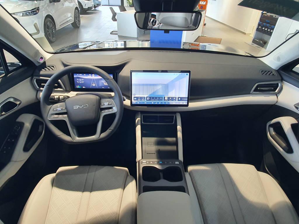 BYD Atto 2 DM-i Boost-image-13