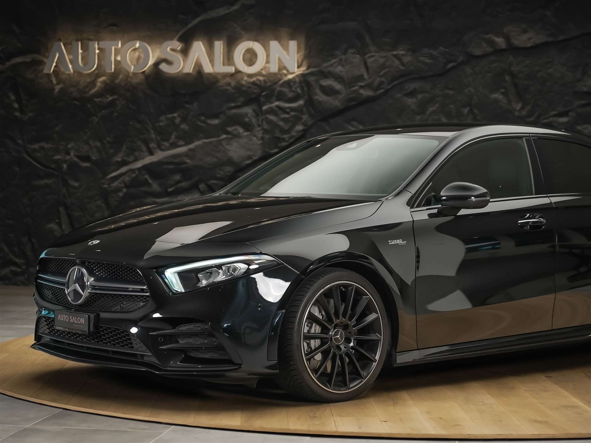 MERCEDES-BENZ A 35 AMG 4Matic Speedshift *Limousine*CH Auto*el. Sitze*360° Kamera*-image-14