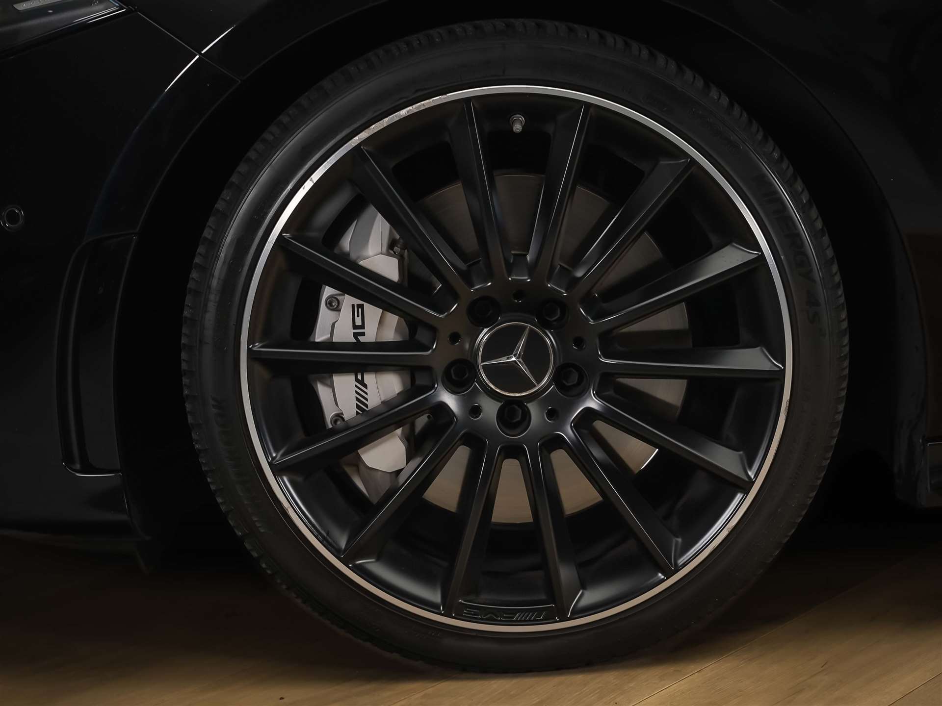 MERCEDES-BENZ A 35 AMG 4Matic Speedshift *Limousine*CH Auto*el. Sitze*360° Kamera*-image-16