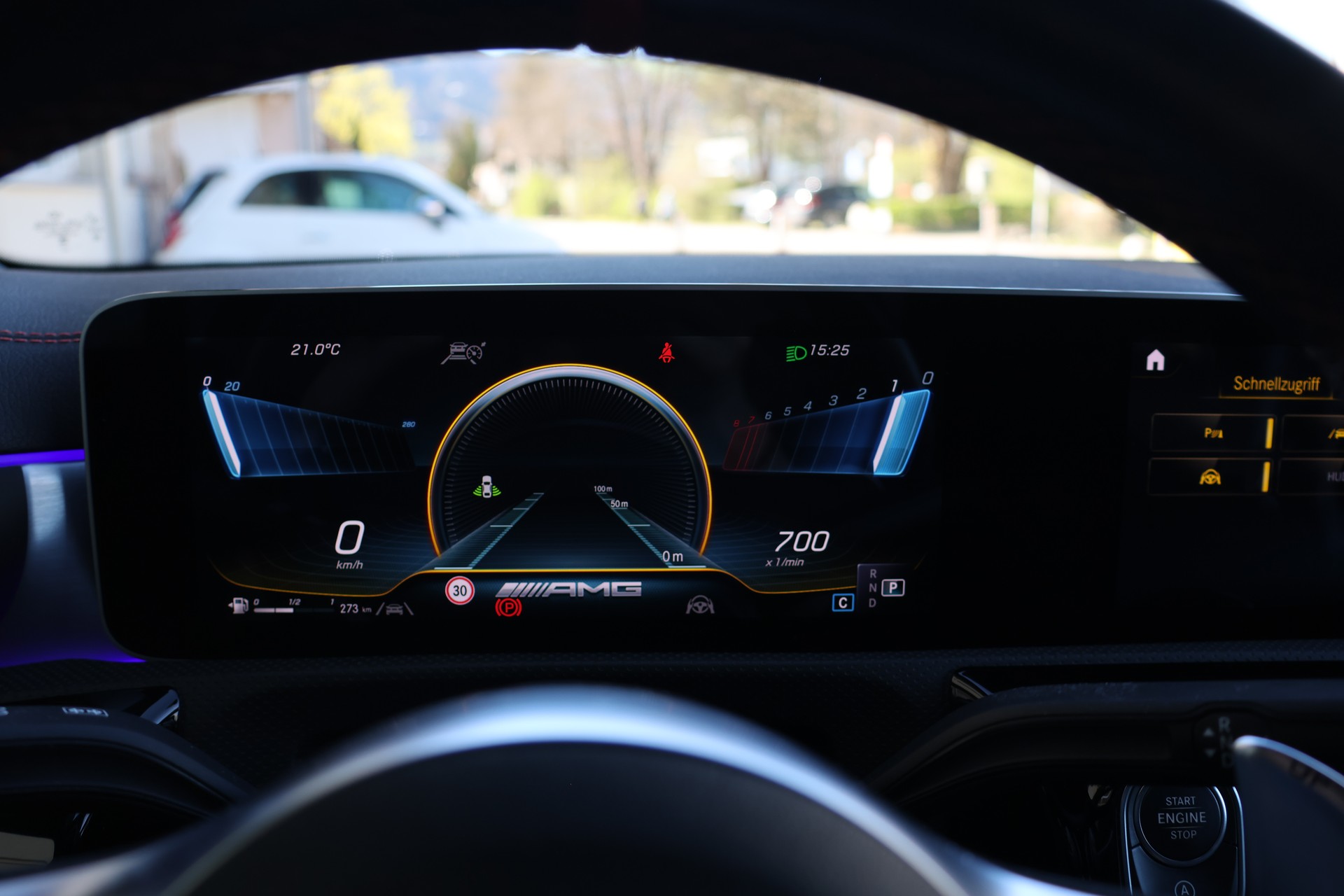 MERCEDES-BENZ CLA Shooting Brake 35 AMG 4Matic 7G-DCT-image-13
