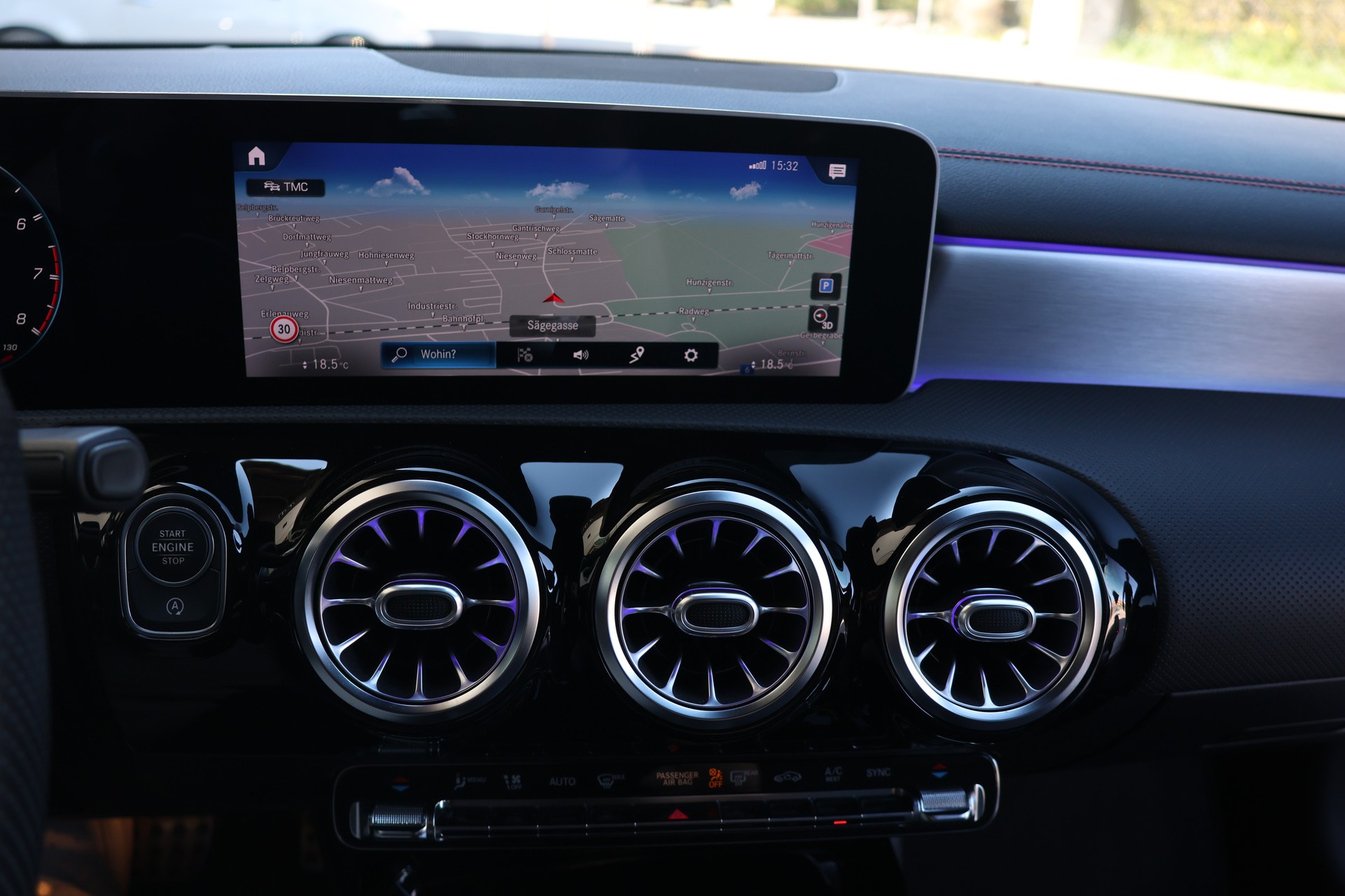 MERCEDES-BENZ CLA Shooting Brake 35 AMG 4Matic 7G-DCT-image-25